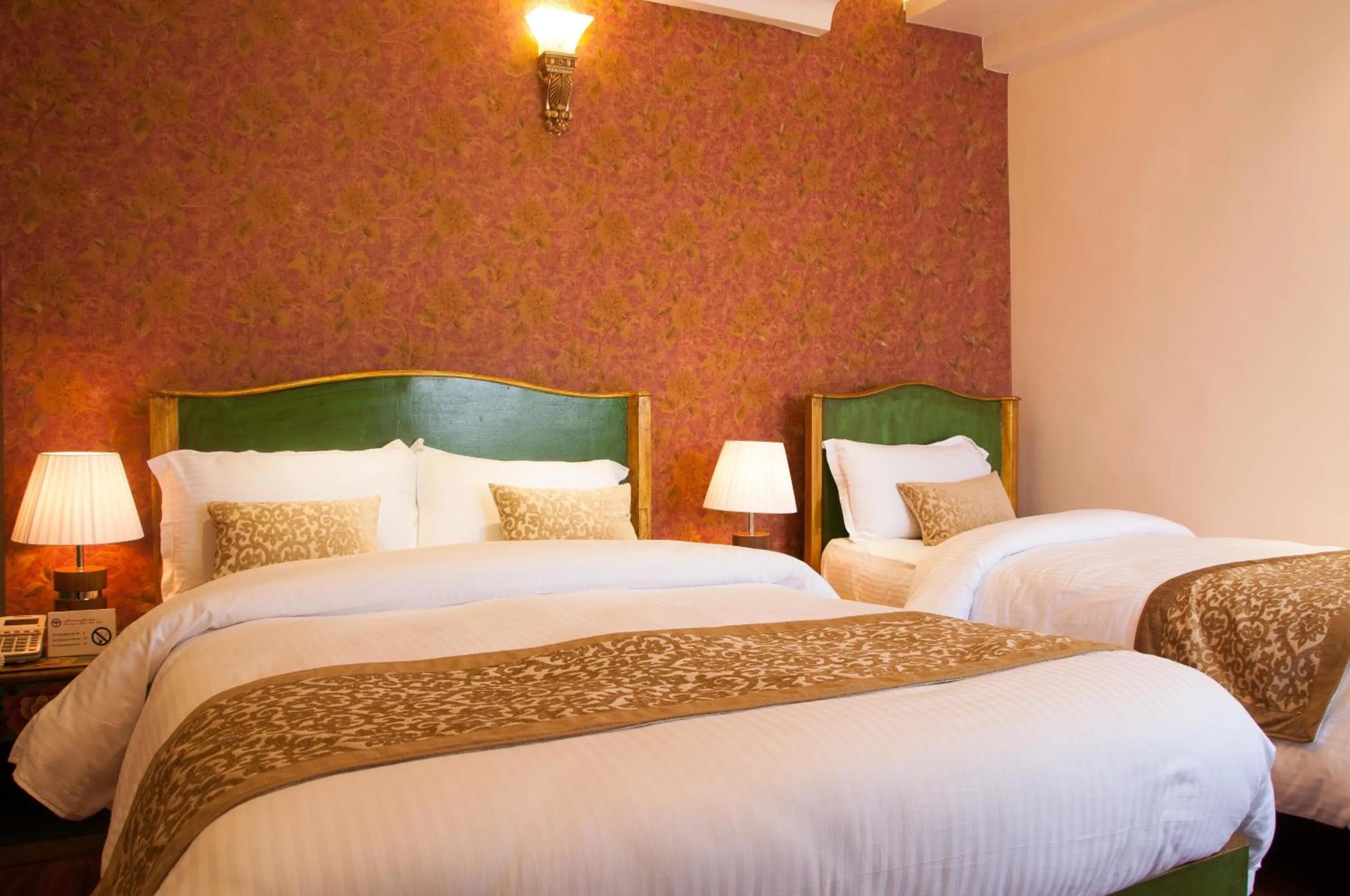 Photo of the whole room, Bed in Mandala Boutique Hotel