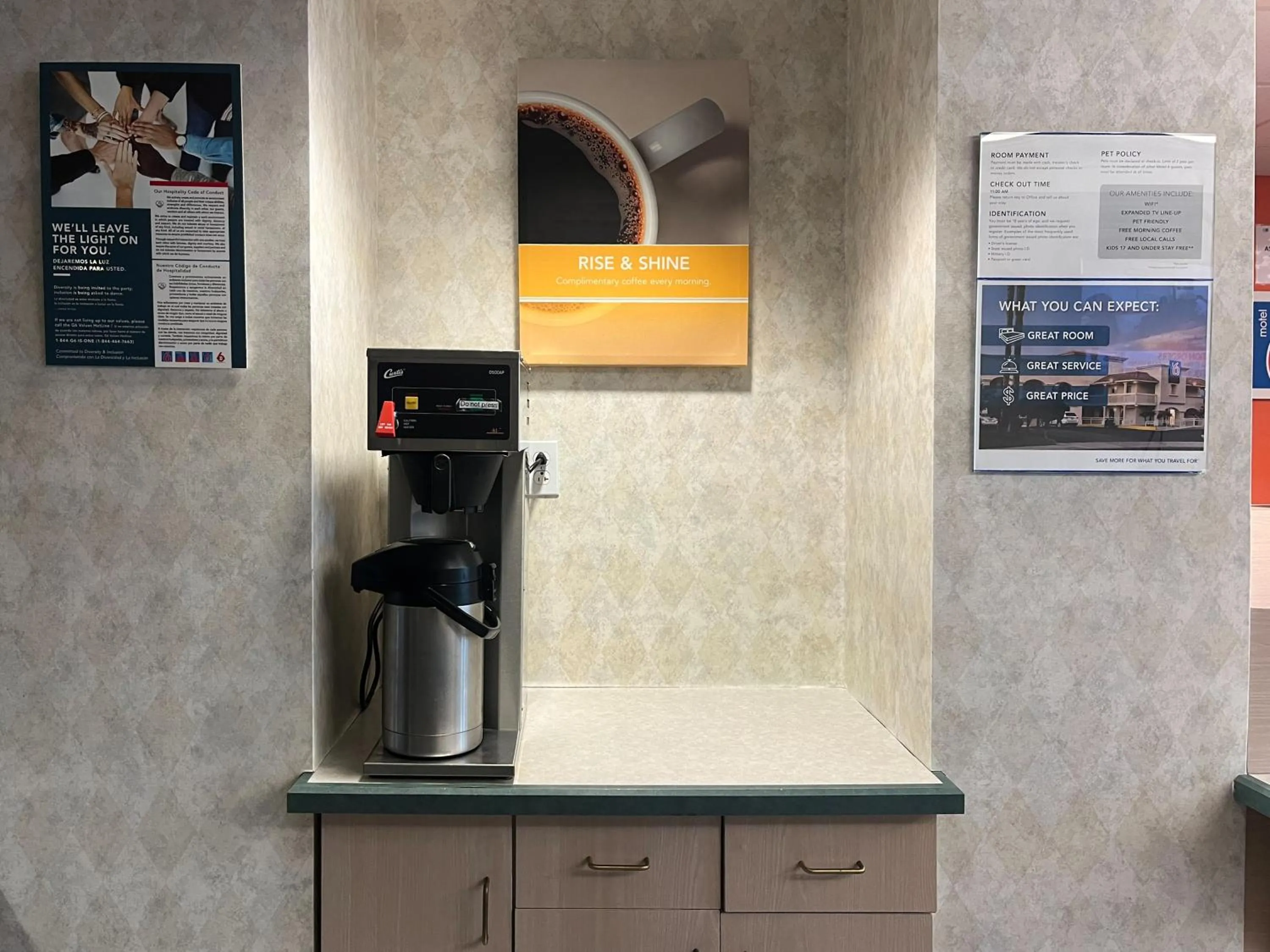 Lobby or reception in Studio 6 Las Cruces, NM Telshor