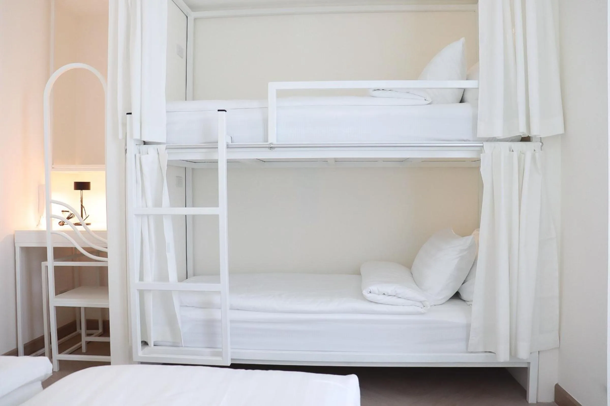 Bed in ResT Bangkok Poshtel