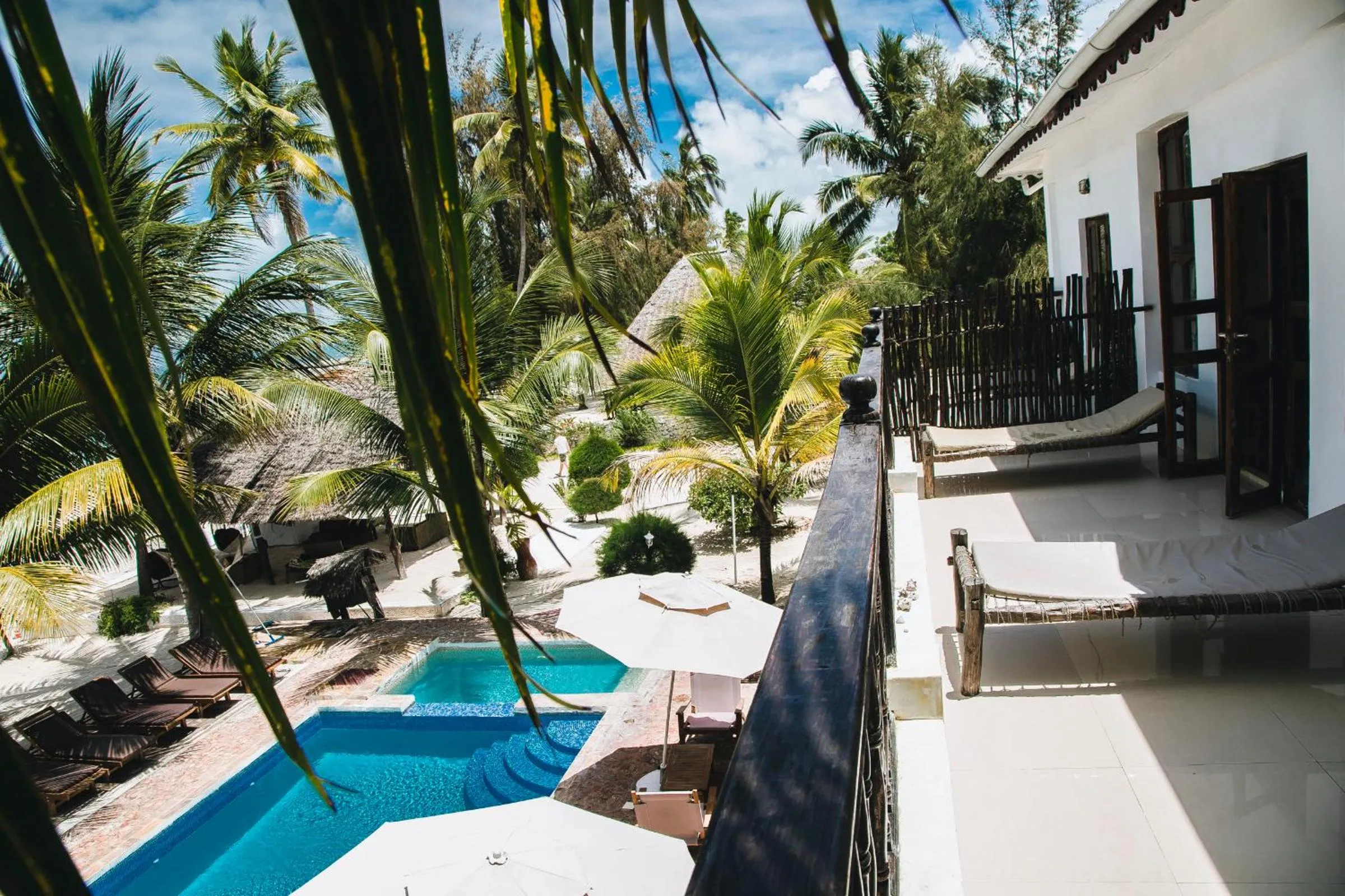 Moonshine Uroa Boutique Hotel