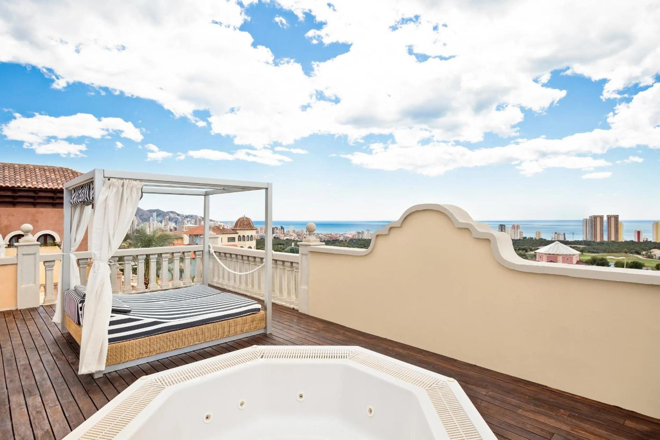 Balcony/Terrace in The Level at Meliá Villaitana