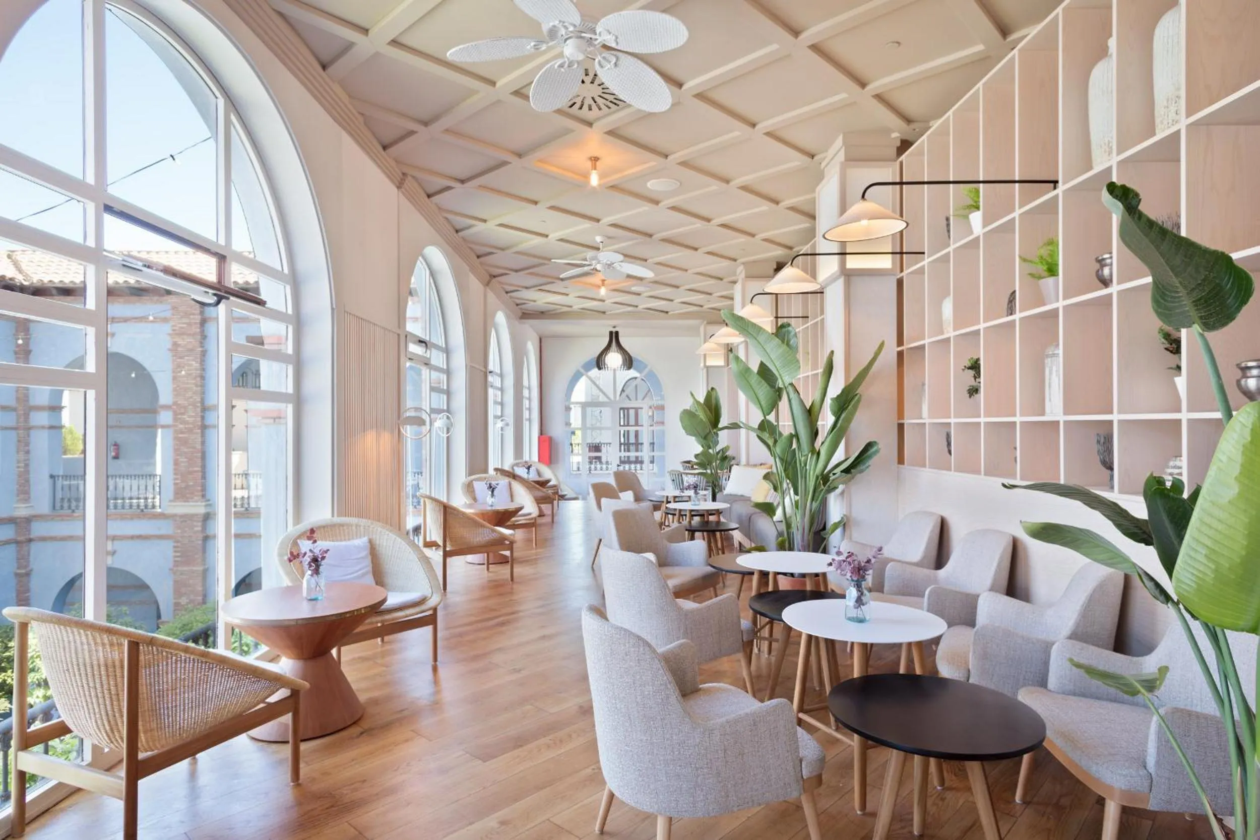 BBQ facilities in The Level at Meliá Villaitana