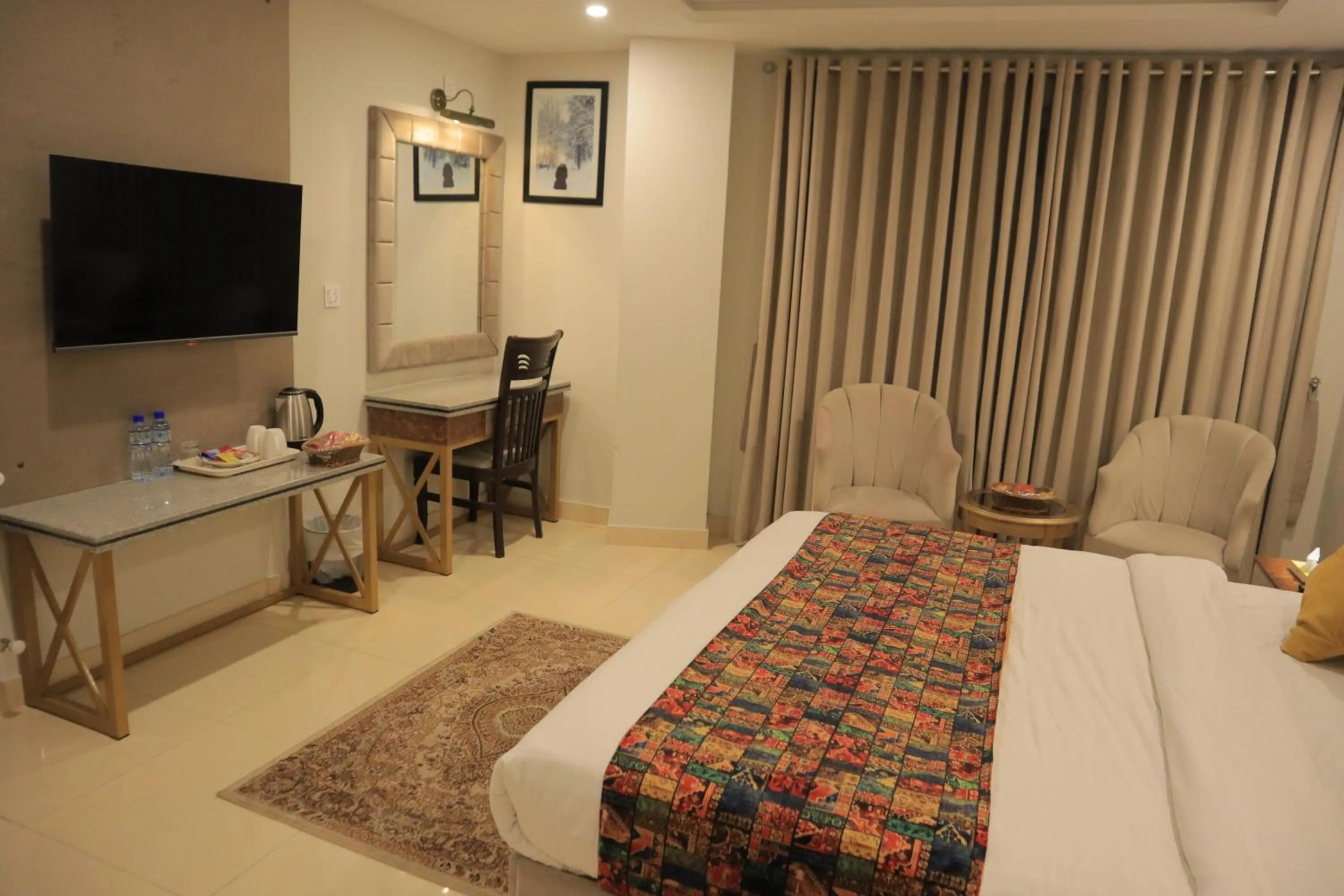 Bed in Destination Hotel Murree