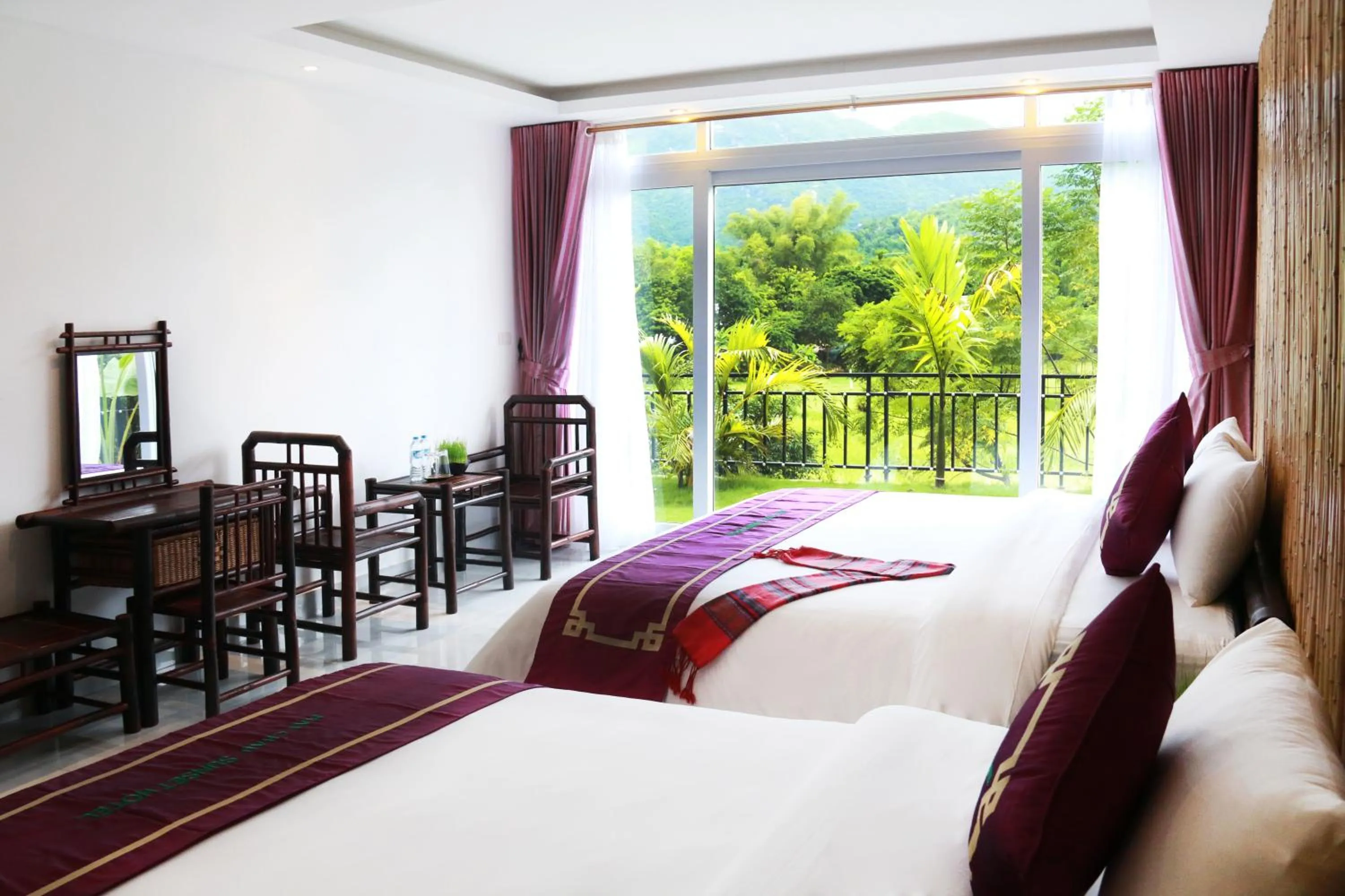Photo of the whole room, Bed in Mai Chau Sunset Boutique Hotel