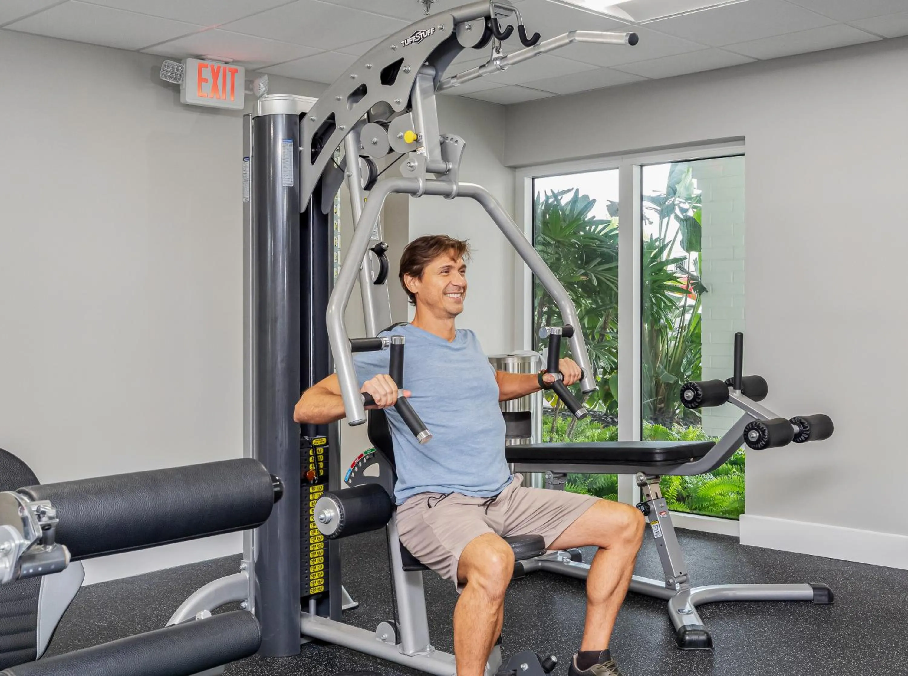 Fitness centre/facilities in OASIS BAY SUITES, Tampa, Busch Gardens, USF