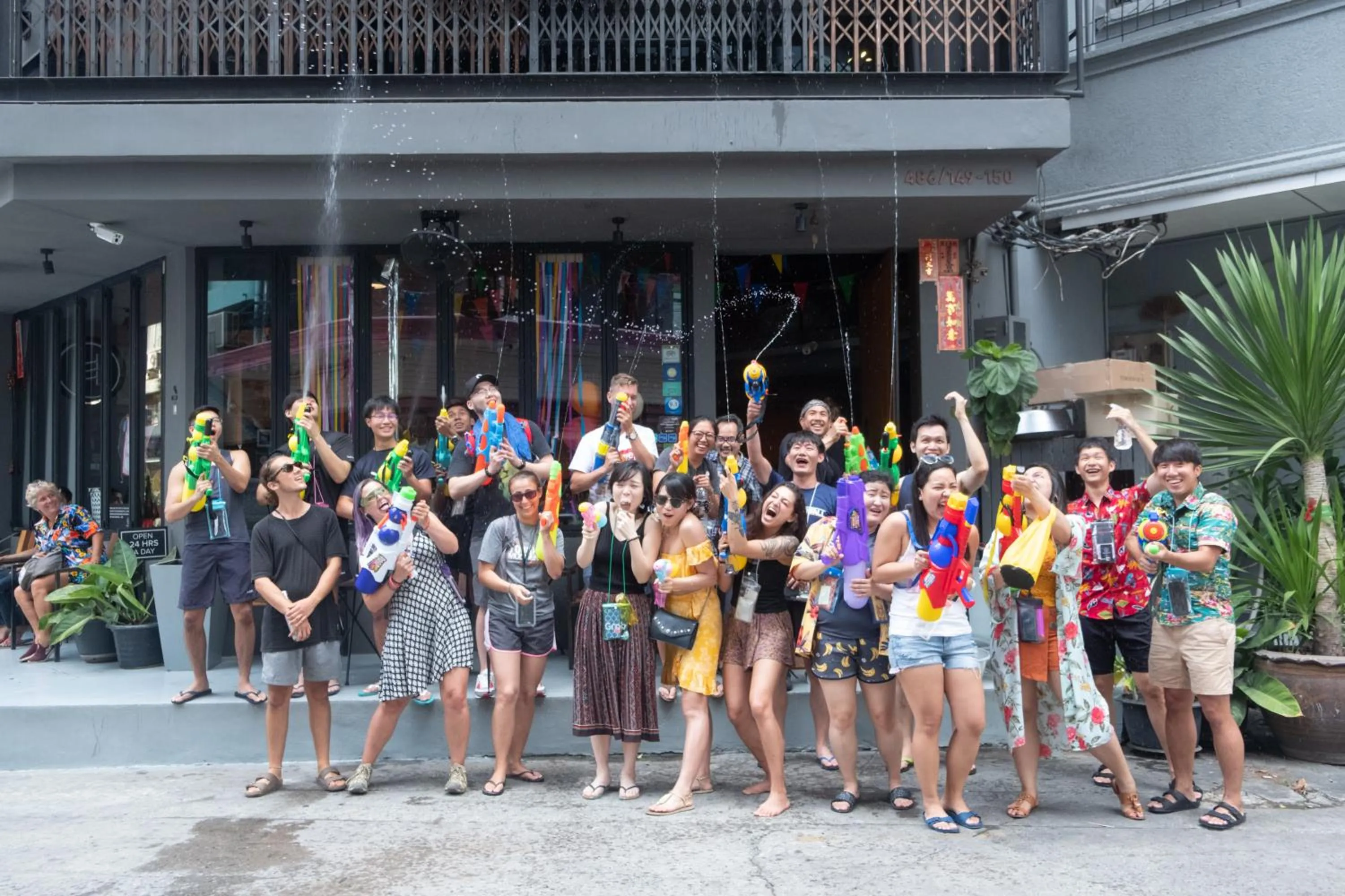 BED STATION Hostel Ratchthewi