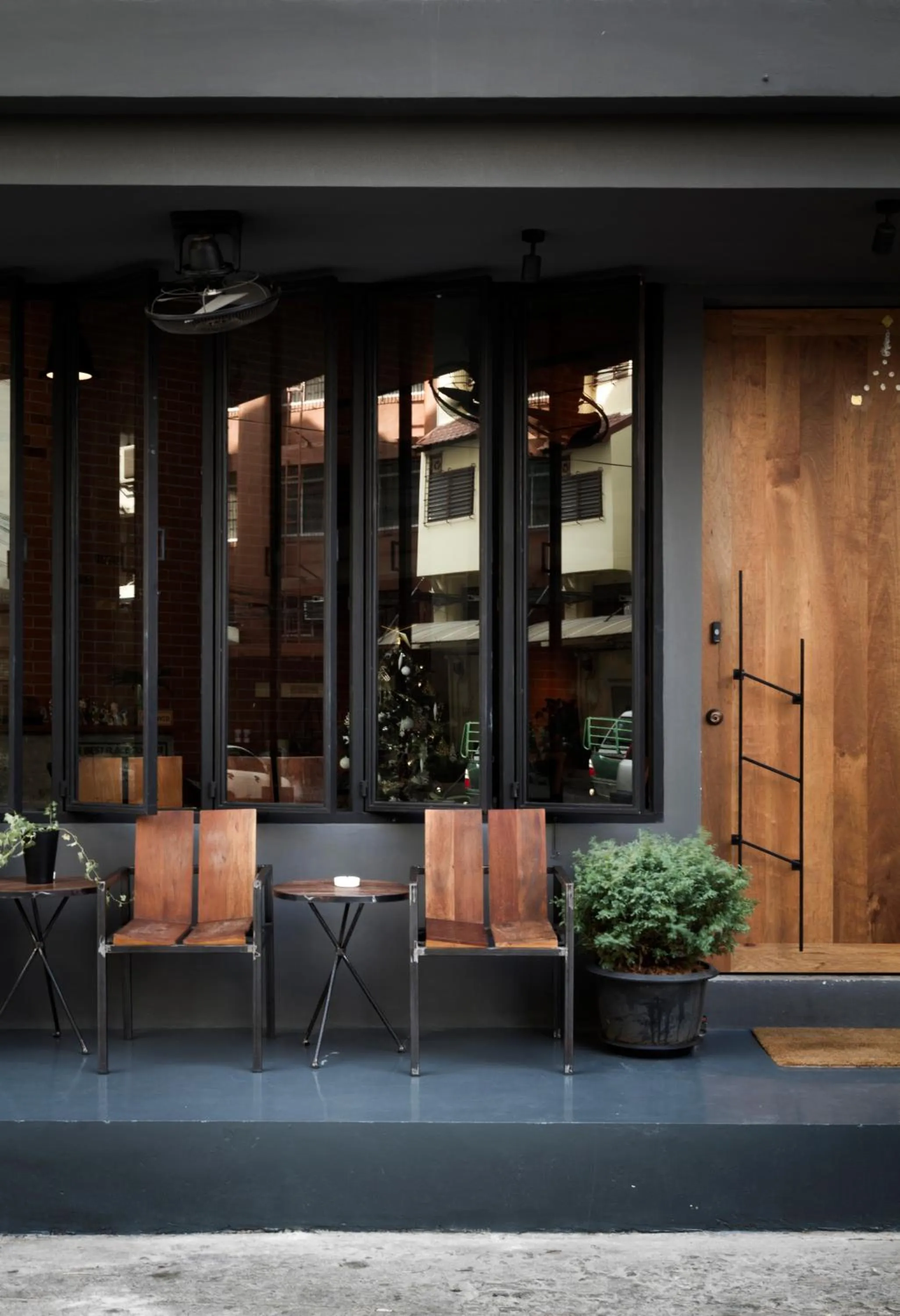 Patio in BED STATION Hostel Ratchthewi