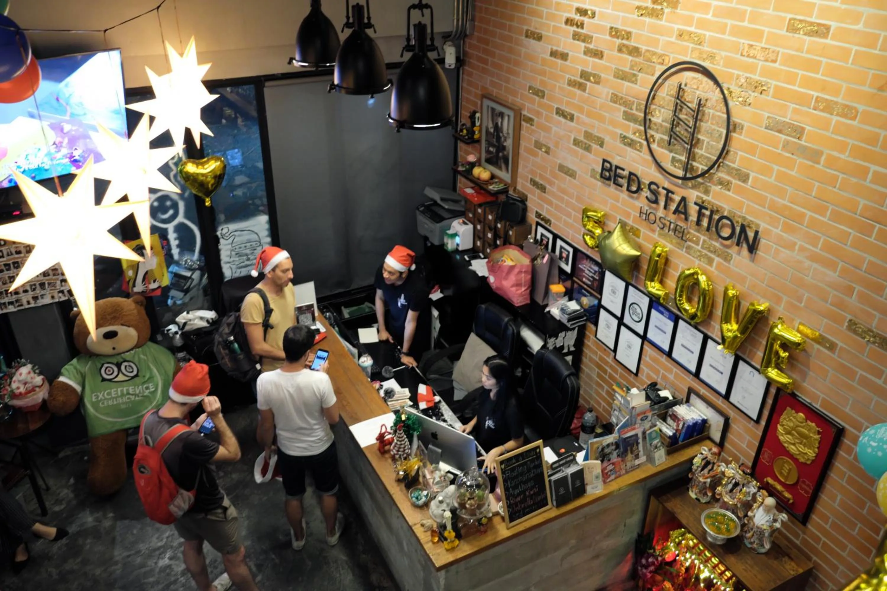 BED STATION Hostel Ratchthewi