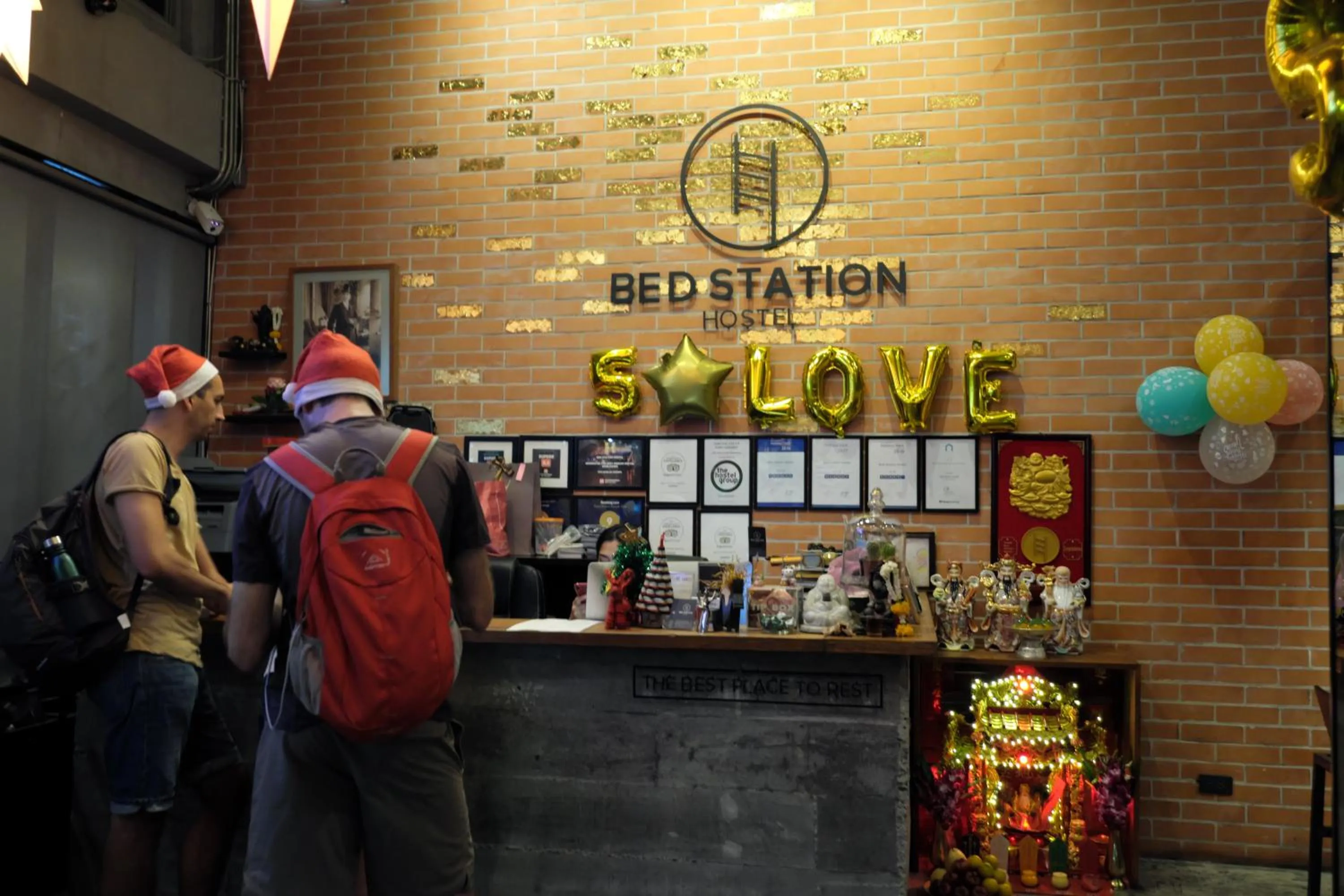 BED STATION Hostel Ratchthewi