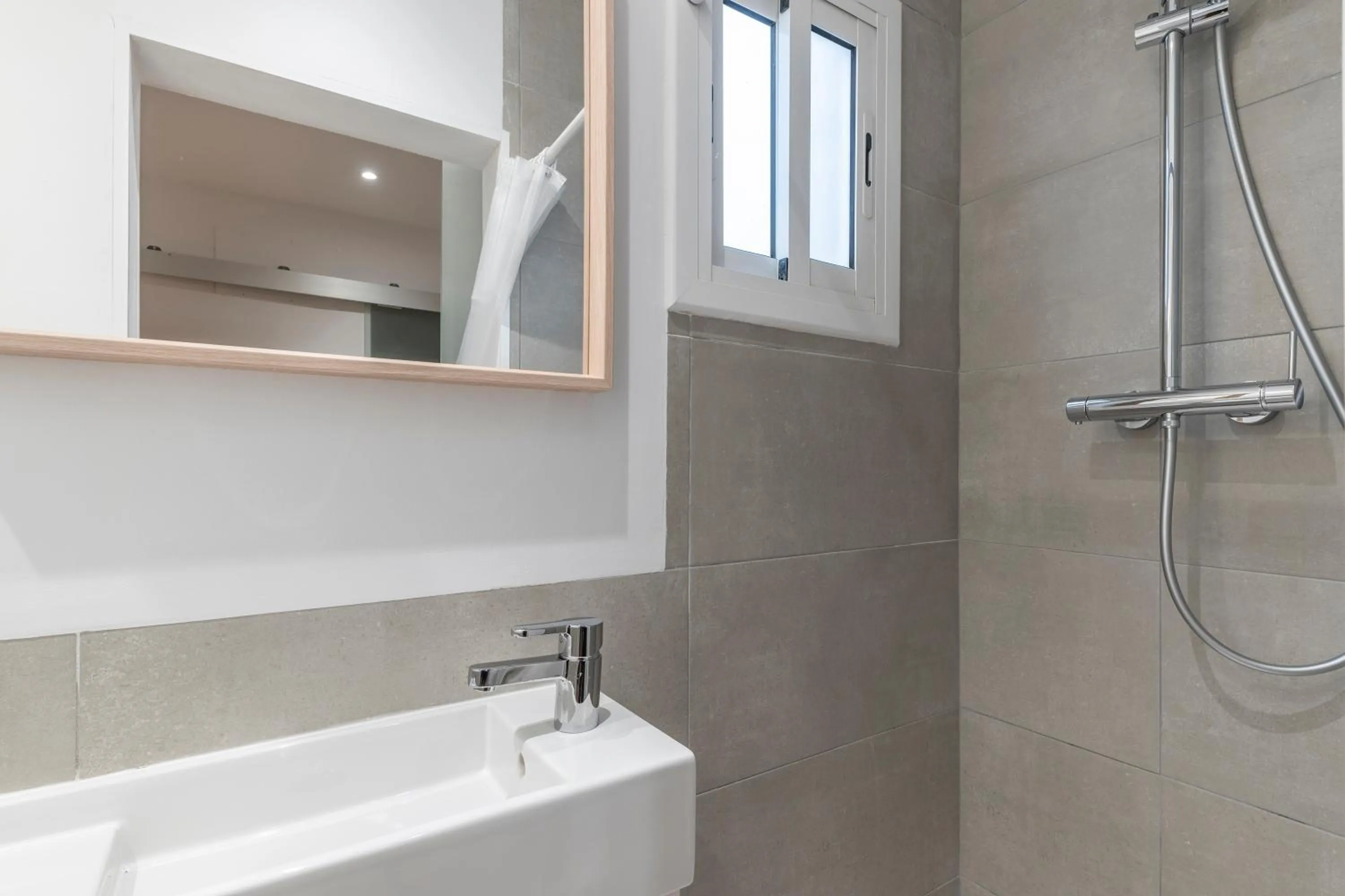 Bathroom in Happy Apartments