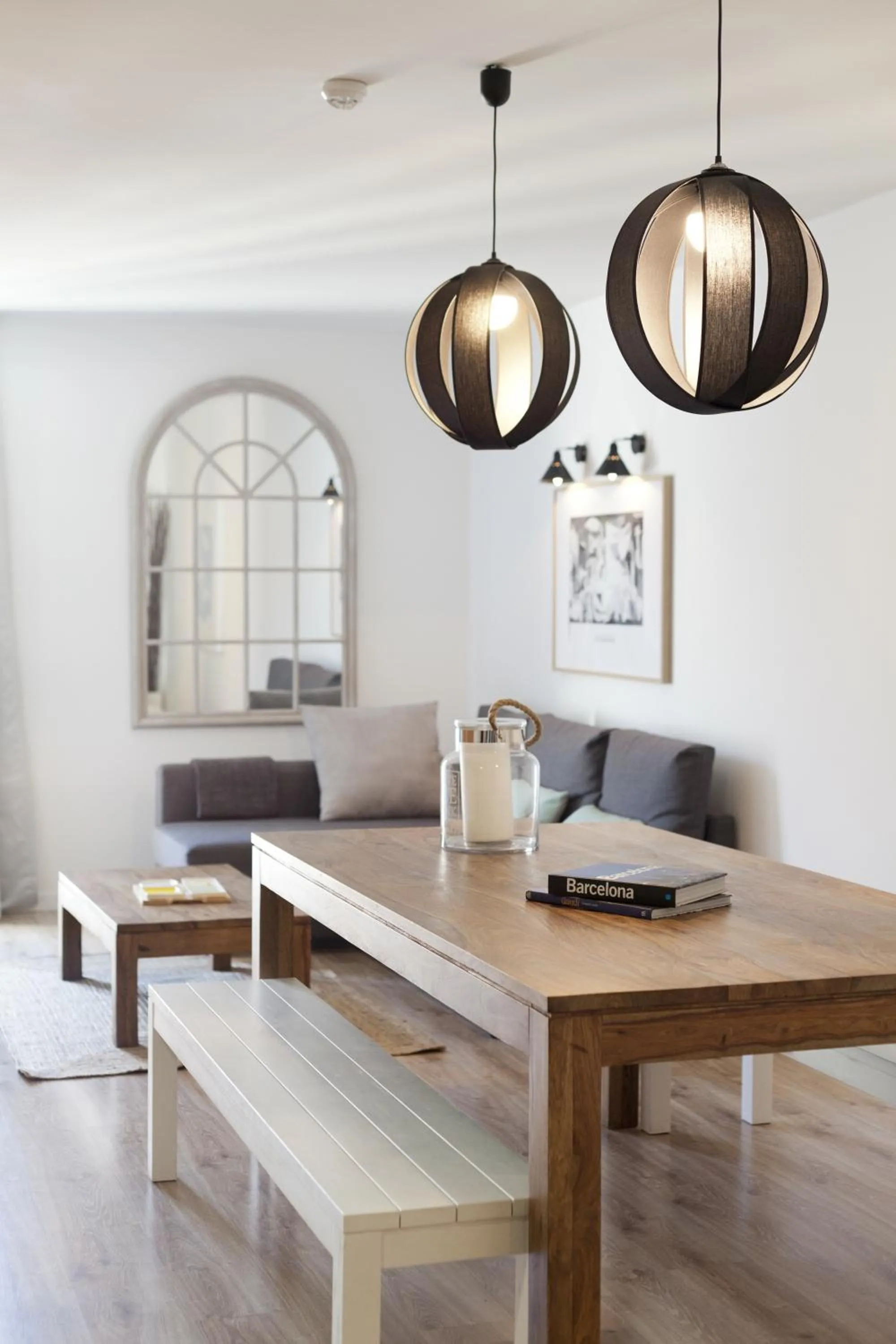 Living room in Happy Apartments