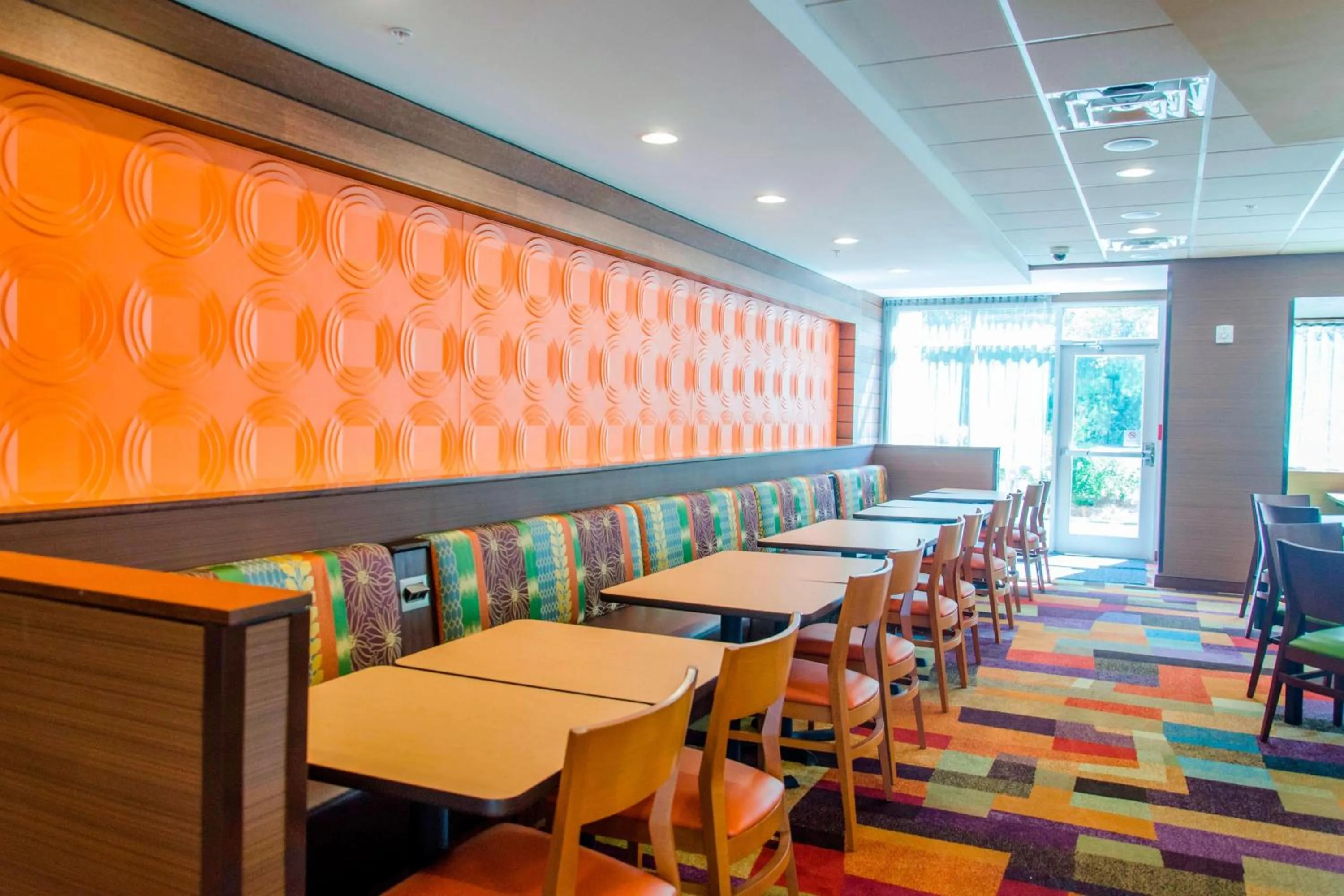 Breakfast in Fairfield Inn & Suites by Marriott Atlanta Cumming/Johns Creek