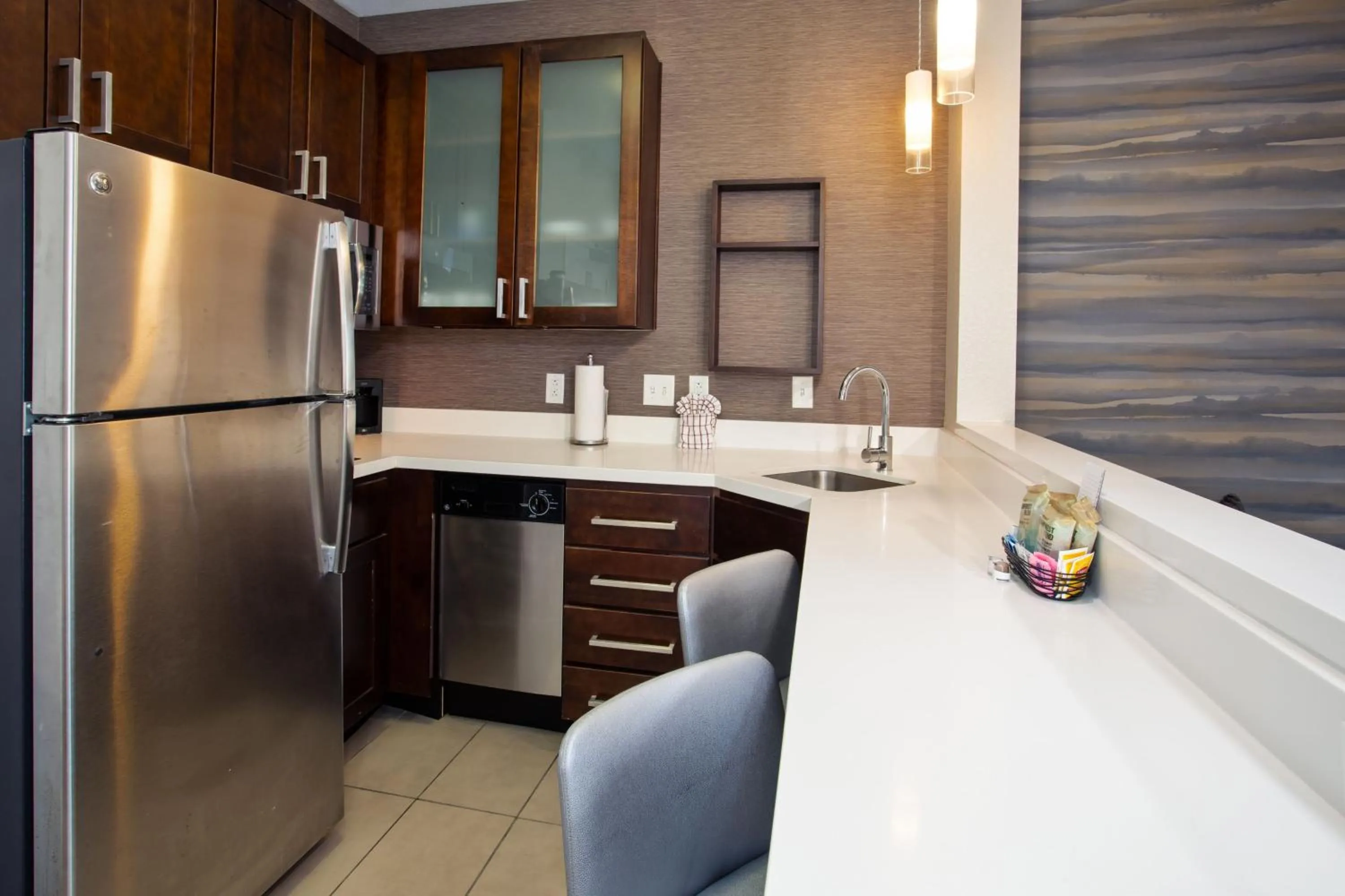 Kitchen or kitchenette in Residence Inn by Marriott Columbus Dublin