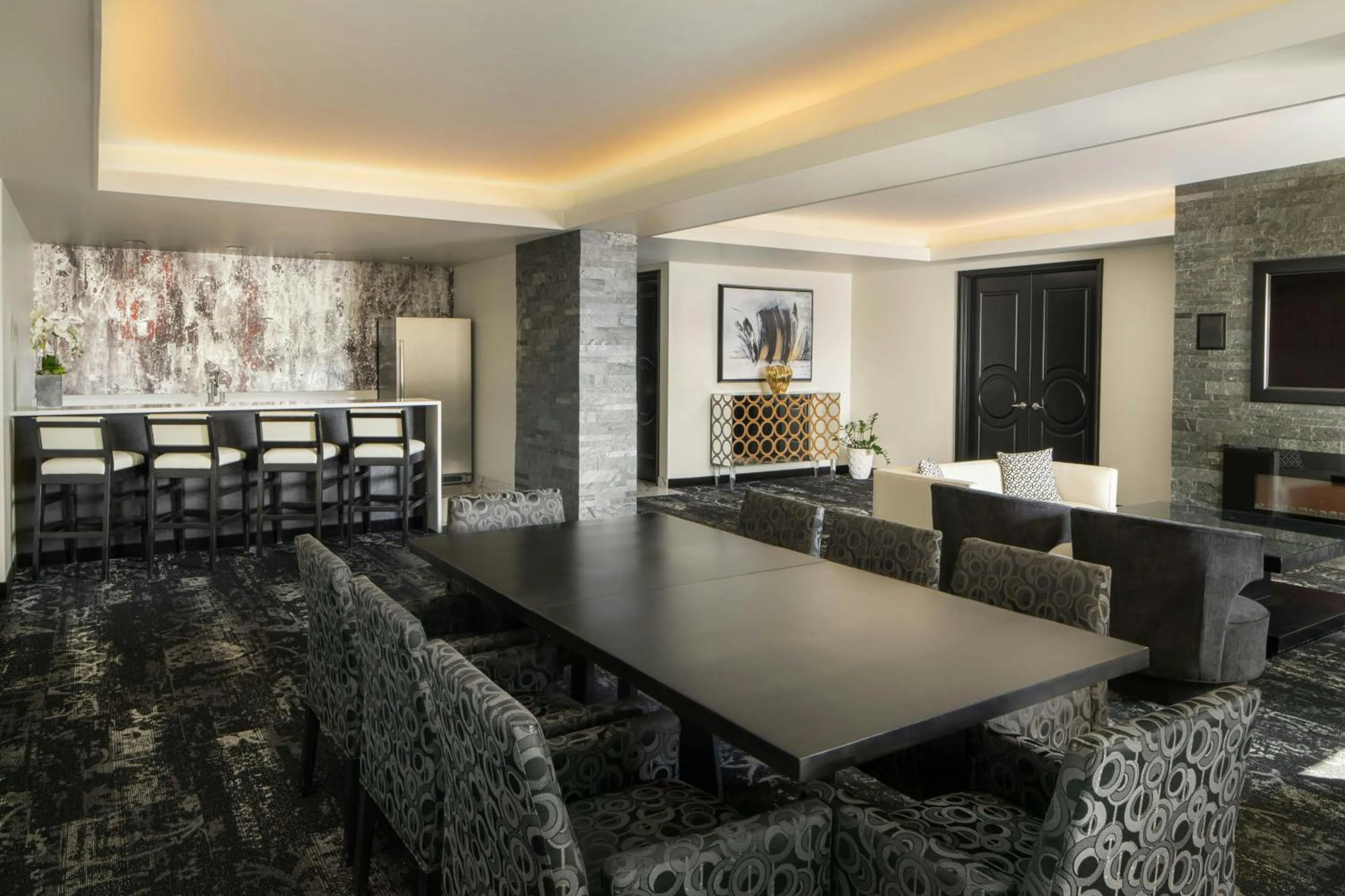 Photo of the whole room in The Davenport Grand, Autograph Collection