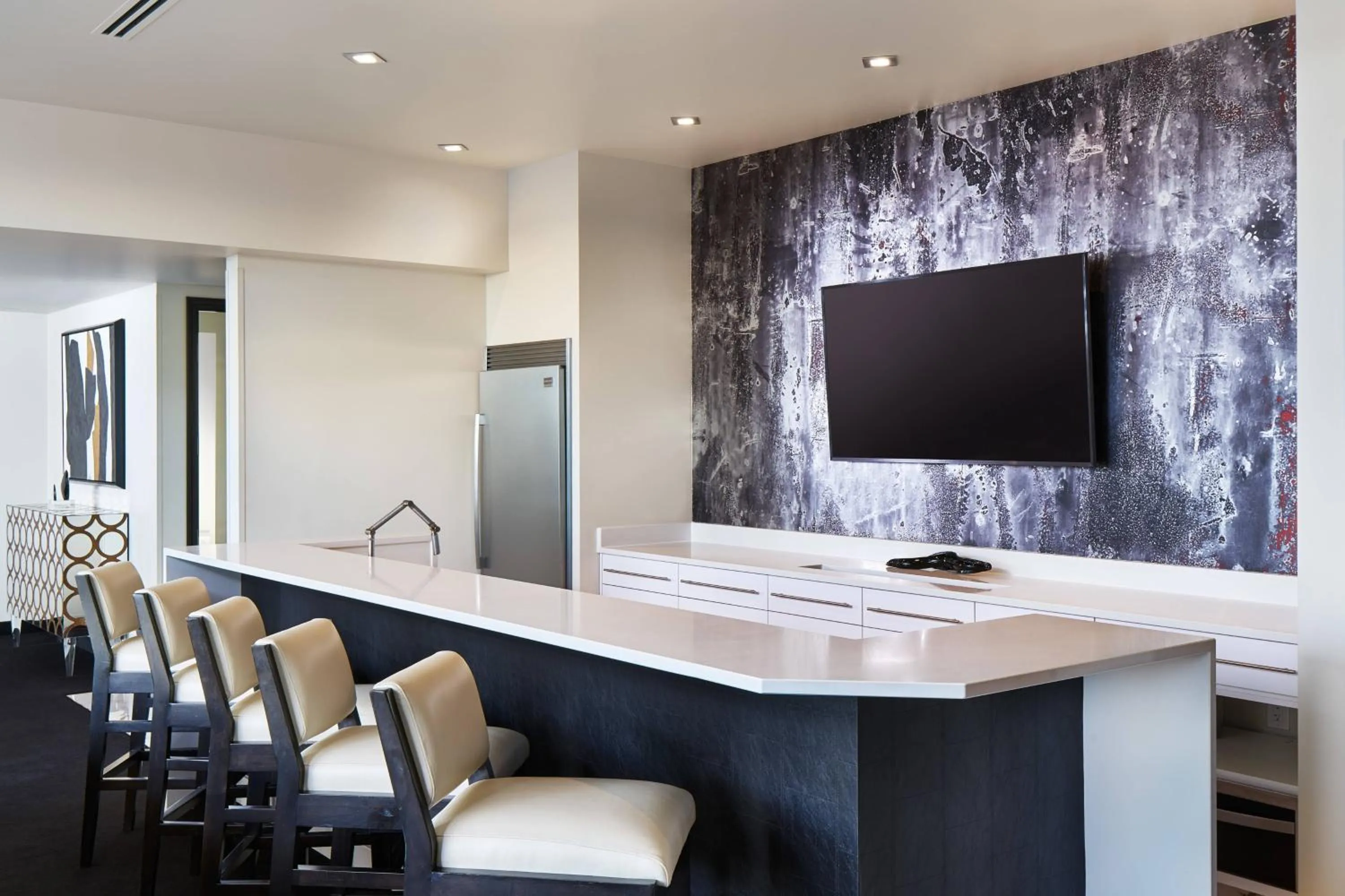 Bedroom in The Davenport Grand, Autograph Collection