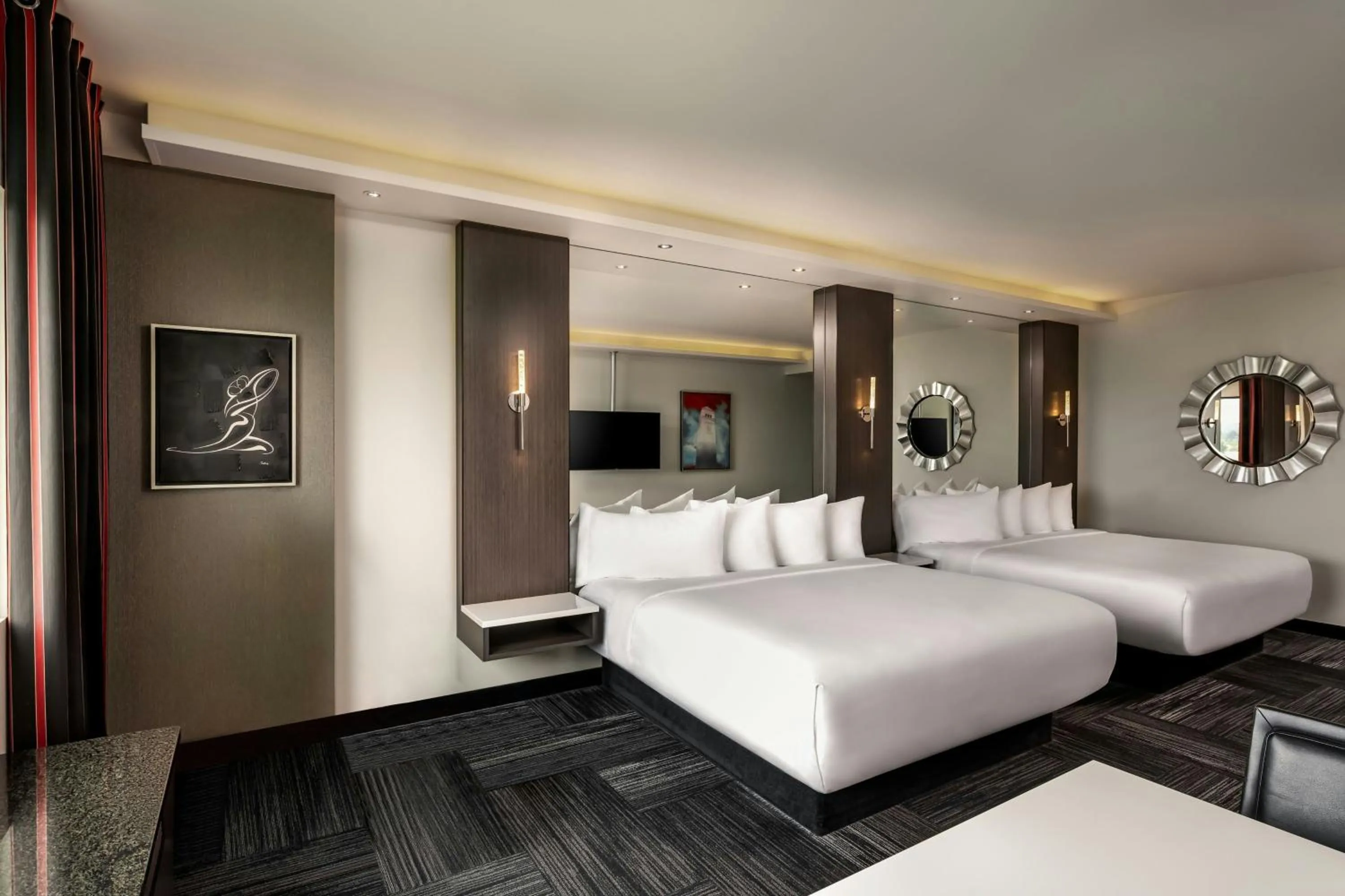 Photo of the whole room, Bed in The Davenport Grand, Autograph Collection