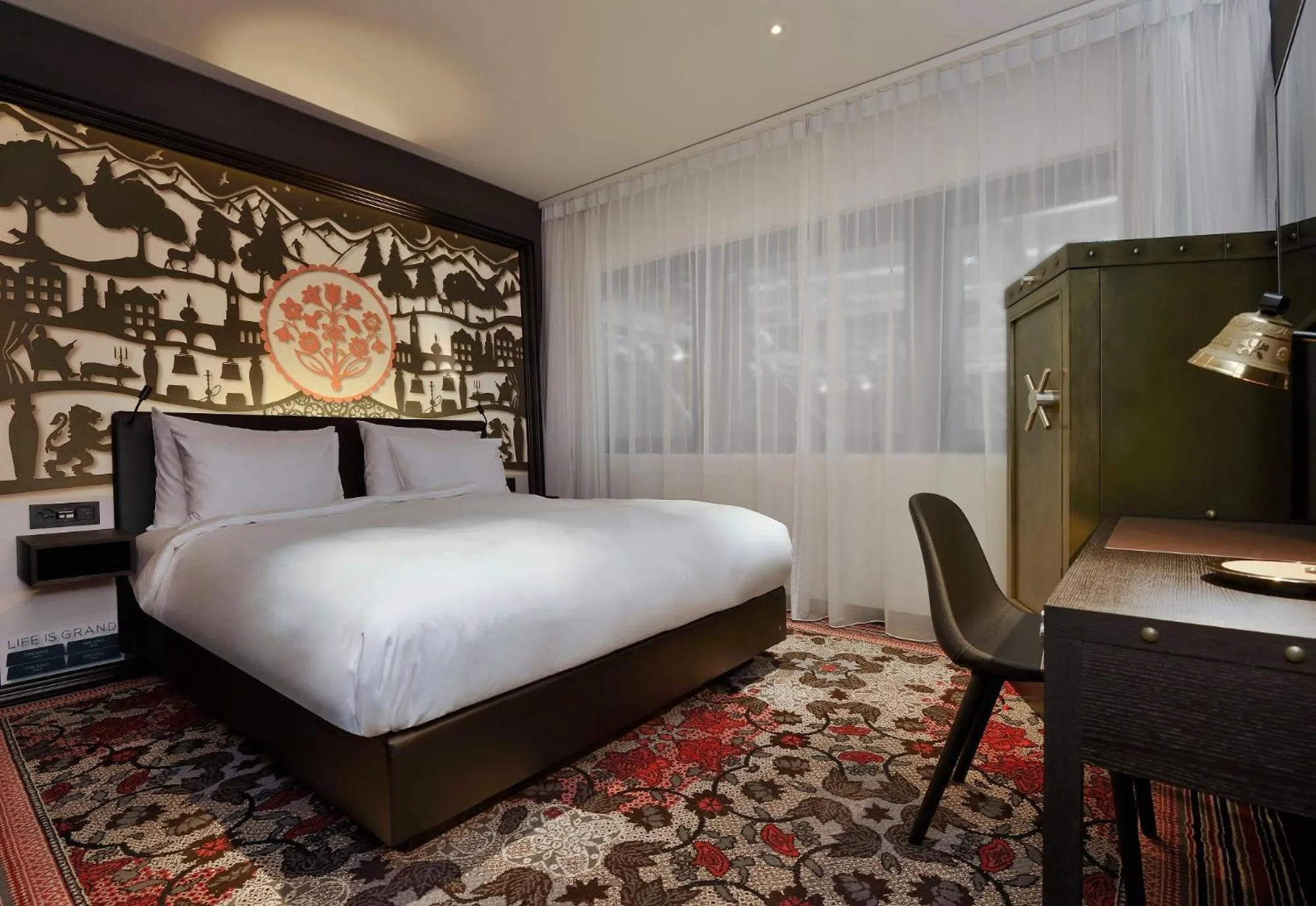 Bed in Kameha Grand Zurich, Autograph Collection