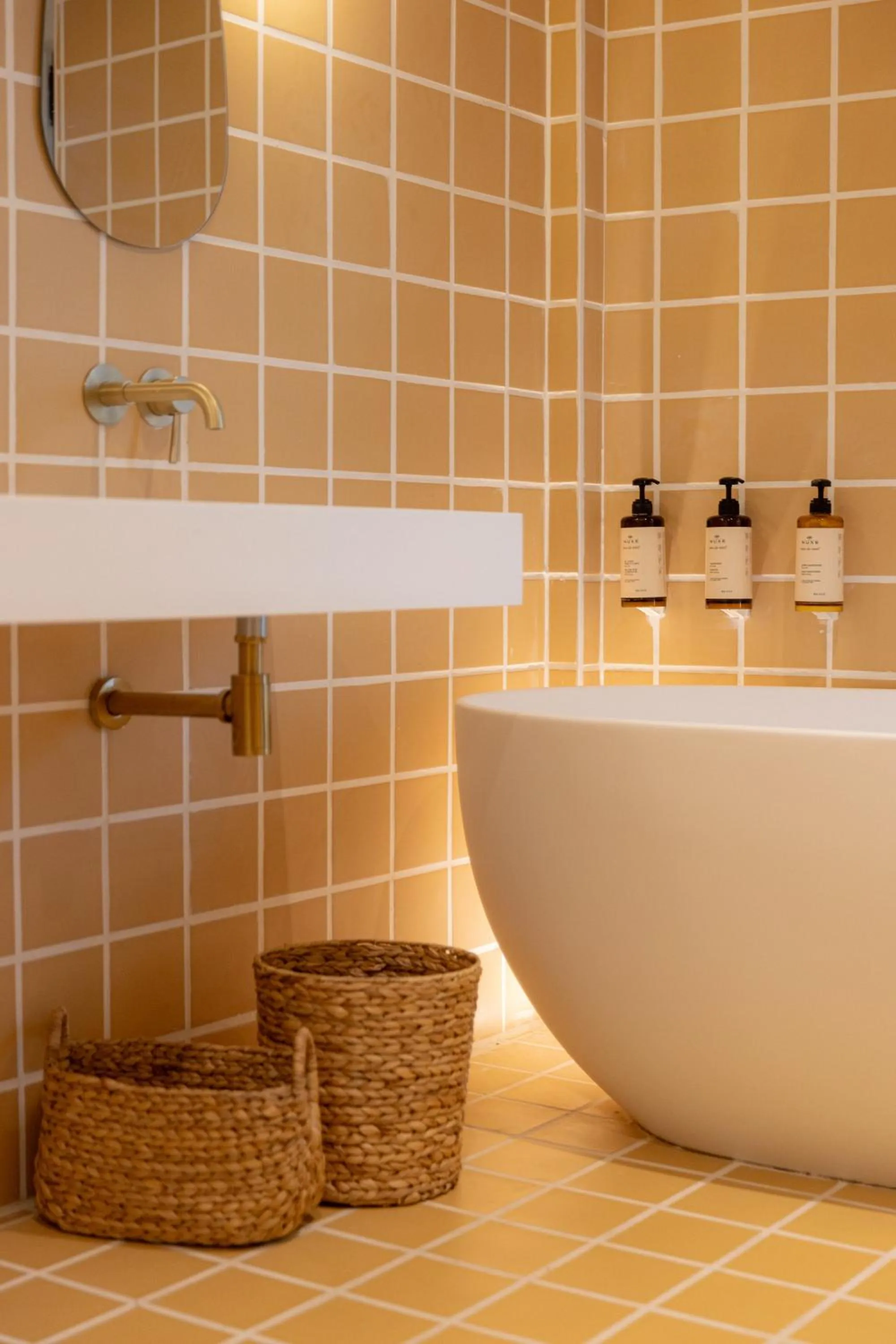 Bathroom in Hotel M Soleil - Montpellier Centre Saint Roch