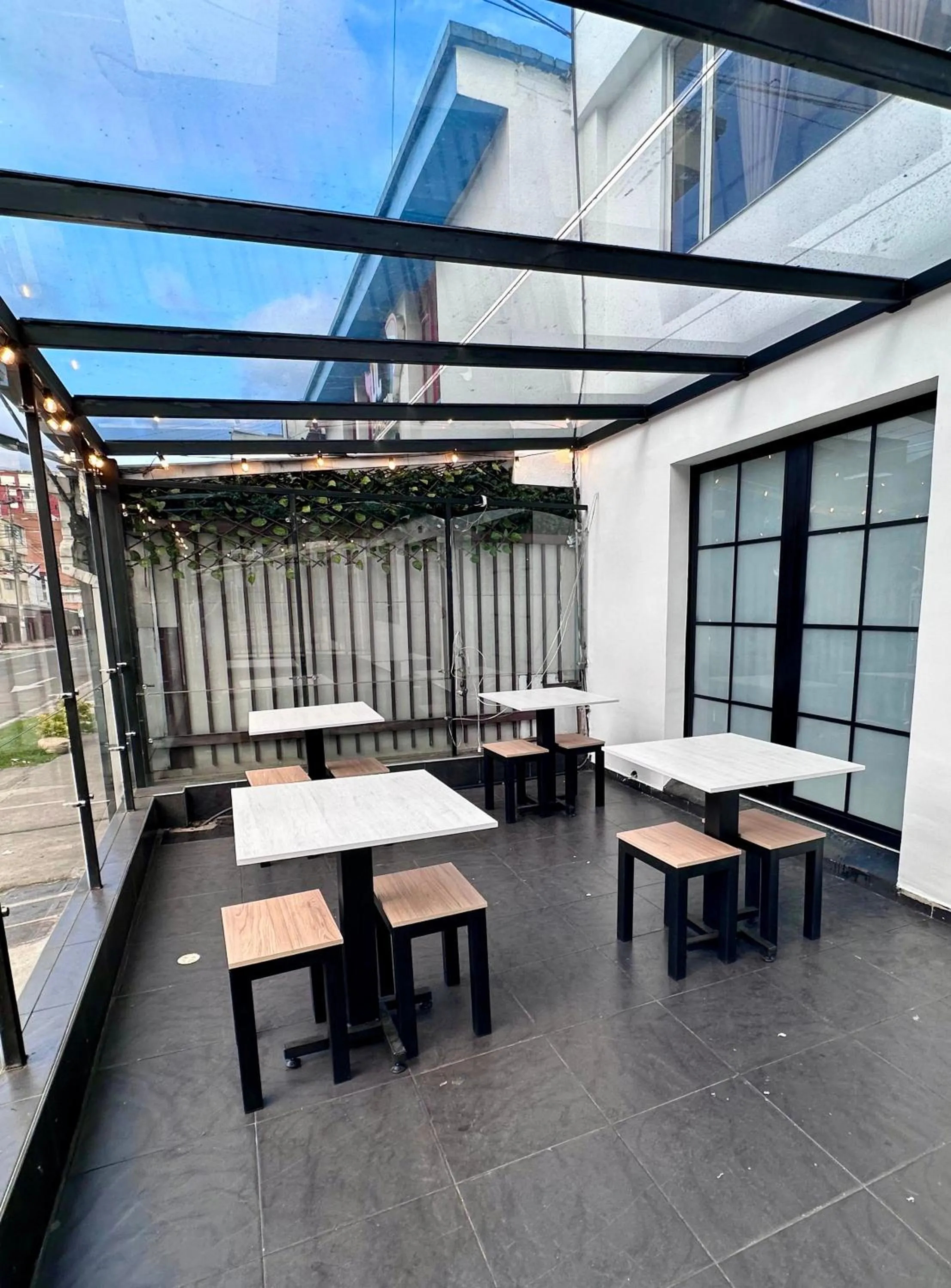 Property building in Hotel Embajada 44