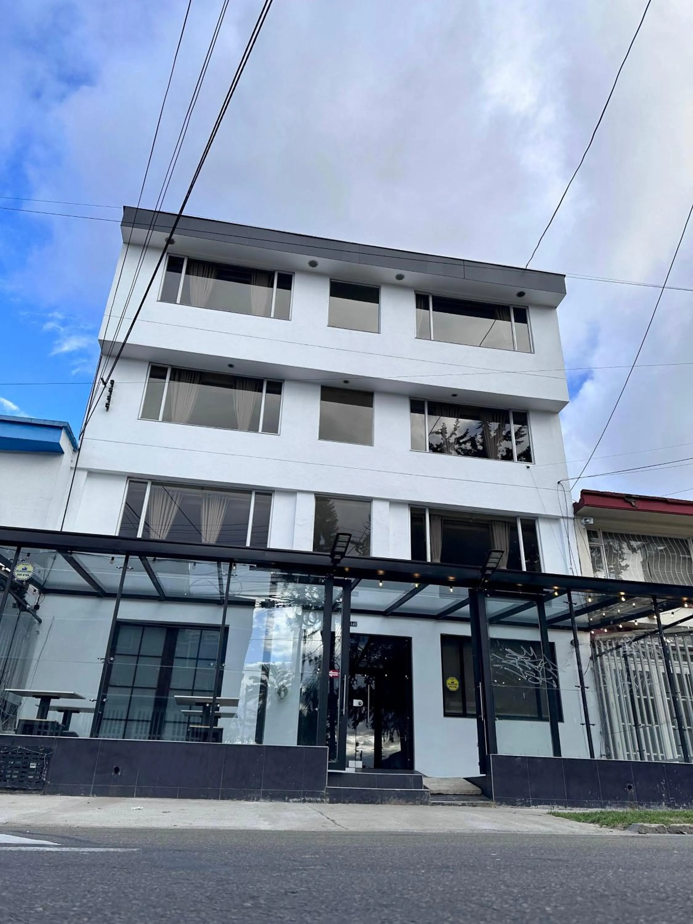 Property building in Hotel Embajada 44