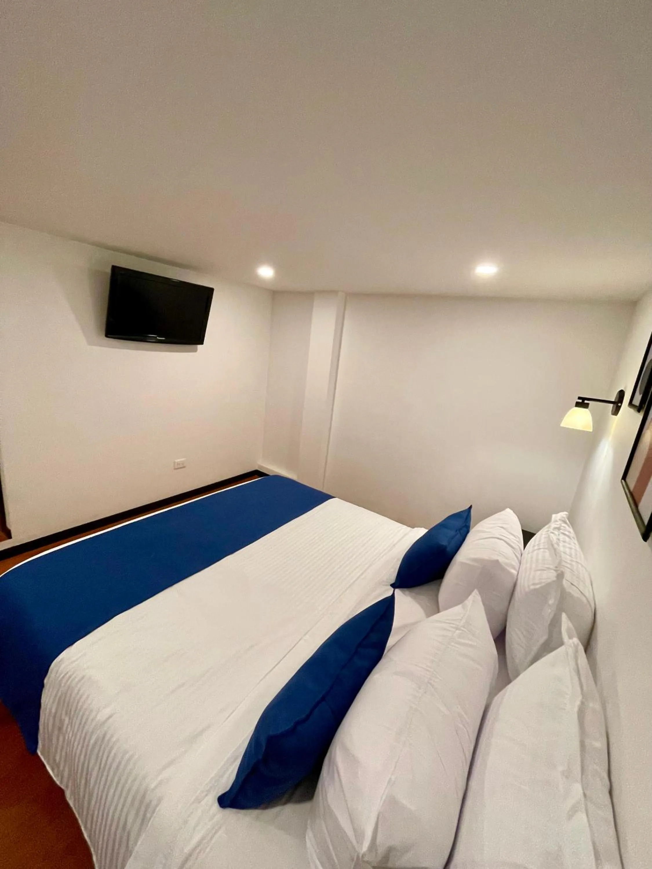 Bed in Hotel Embajada 44