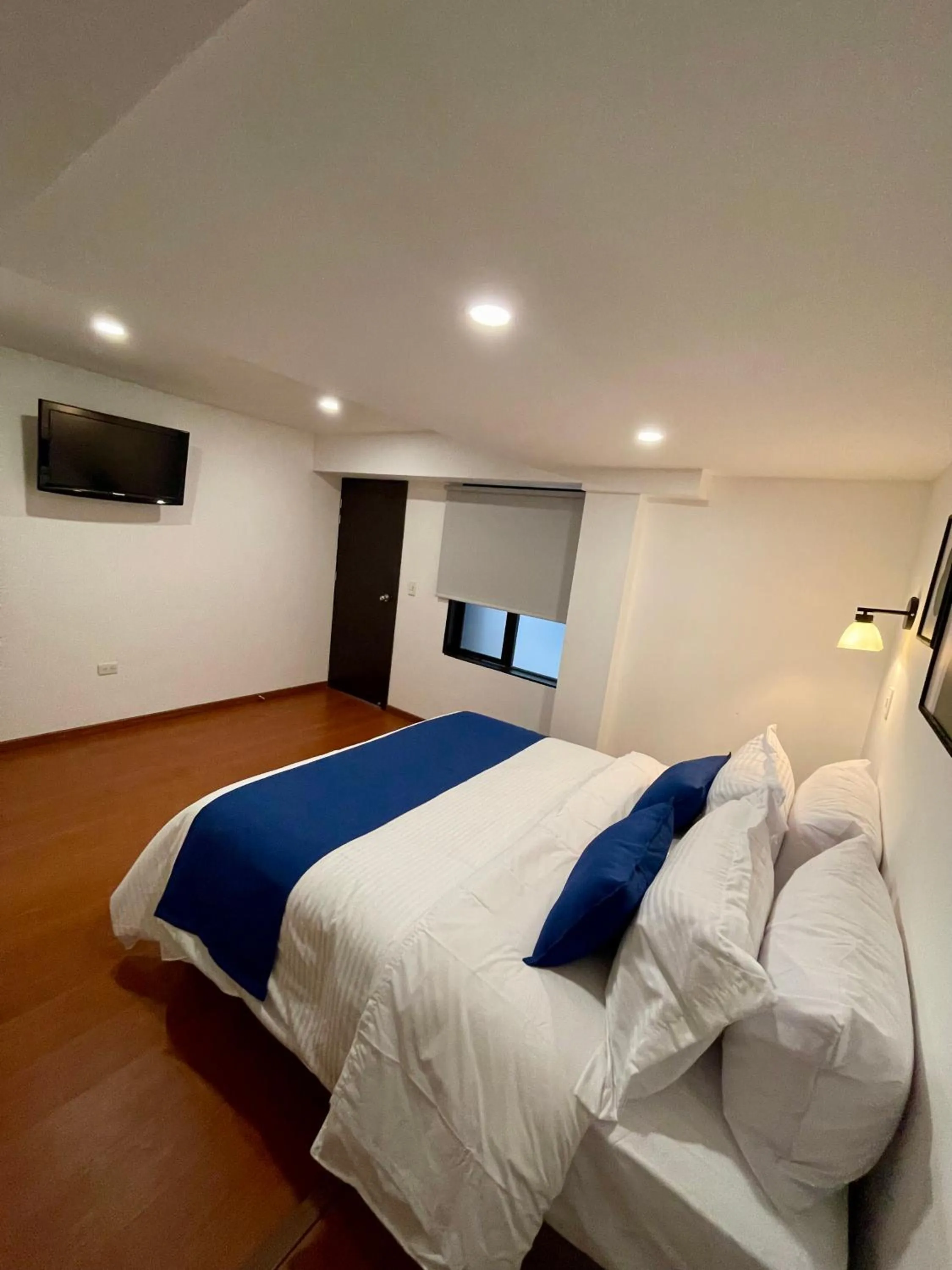 Bed in Hotel Embajada 44