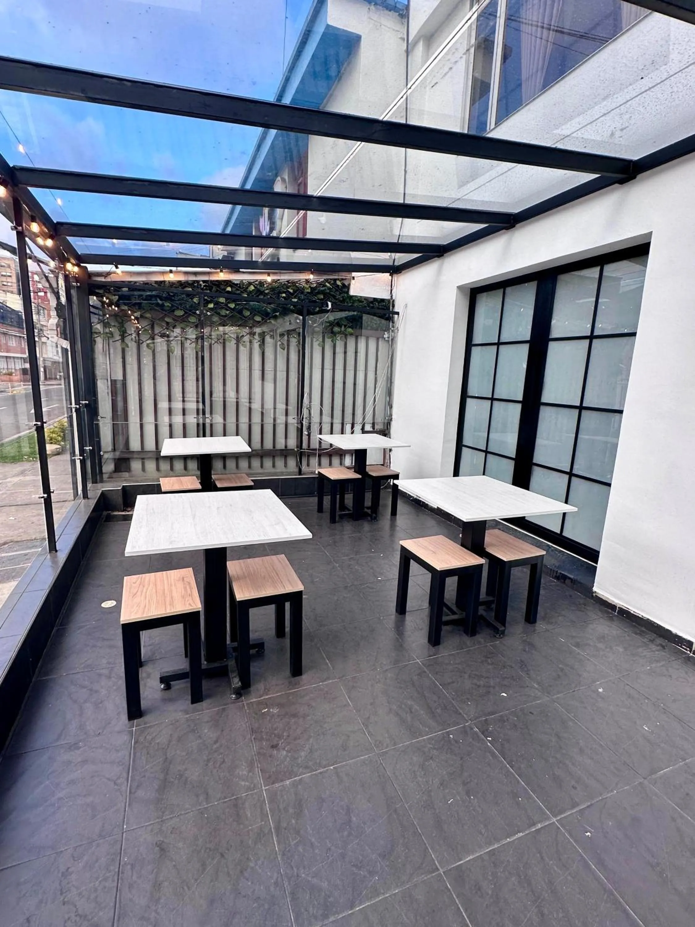 Property building in Hotel Embajada 44