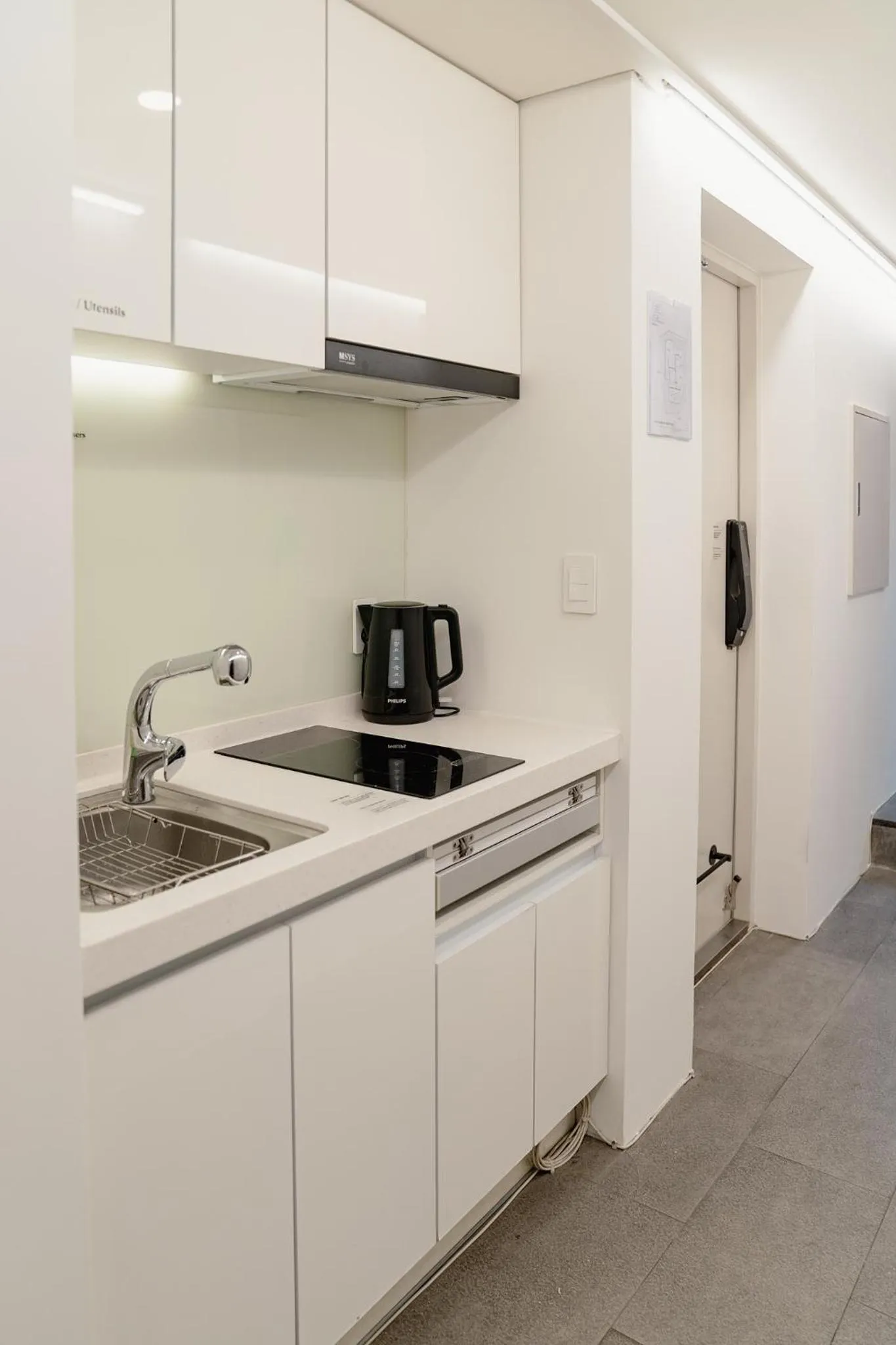 Kitchen or kitchenette in The Phase Boutique Hotel 동대문