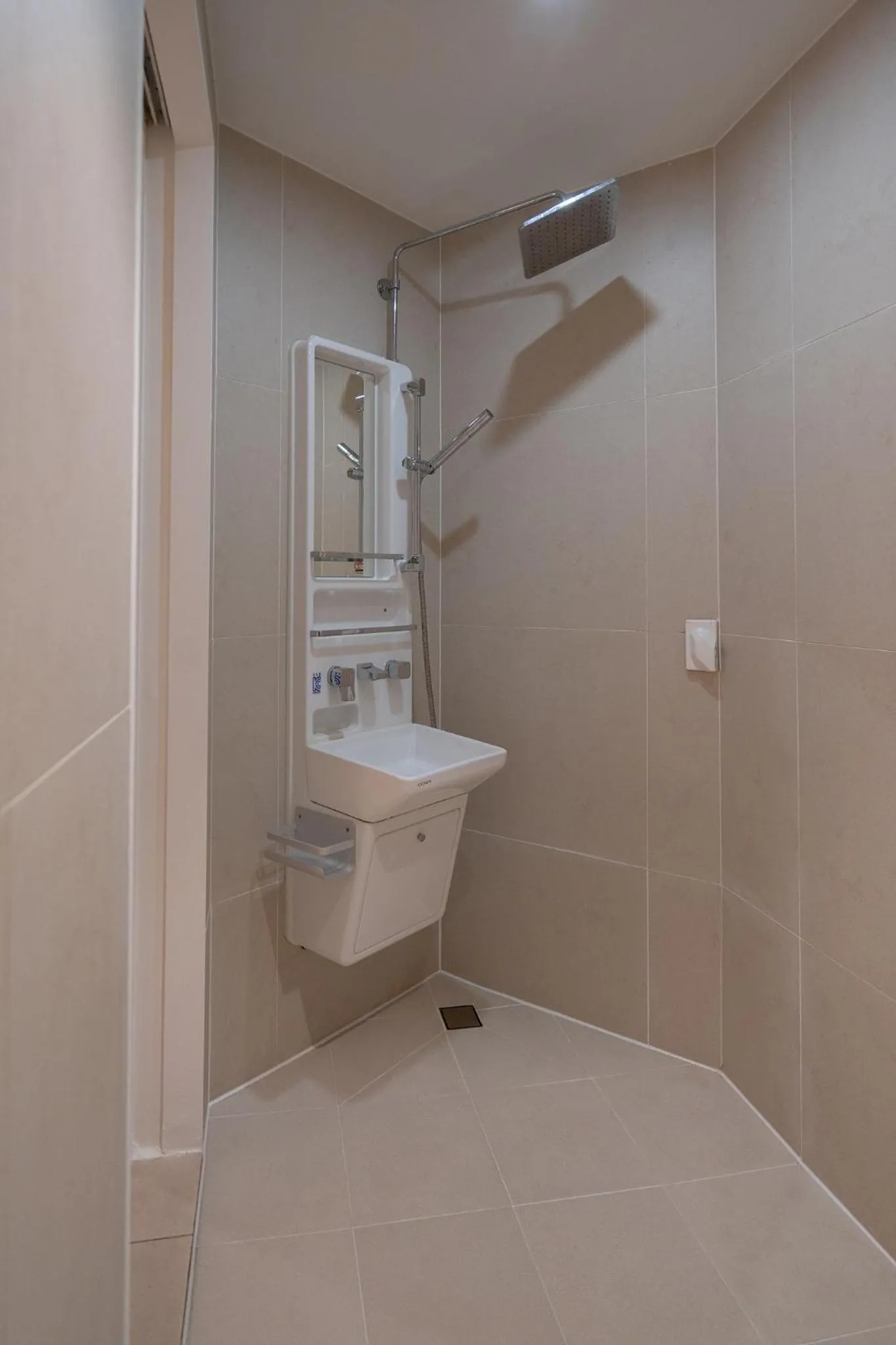 Shower in The Phase Boutique Hotel 동대문