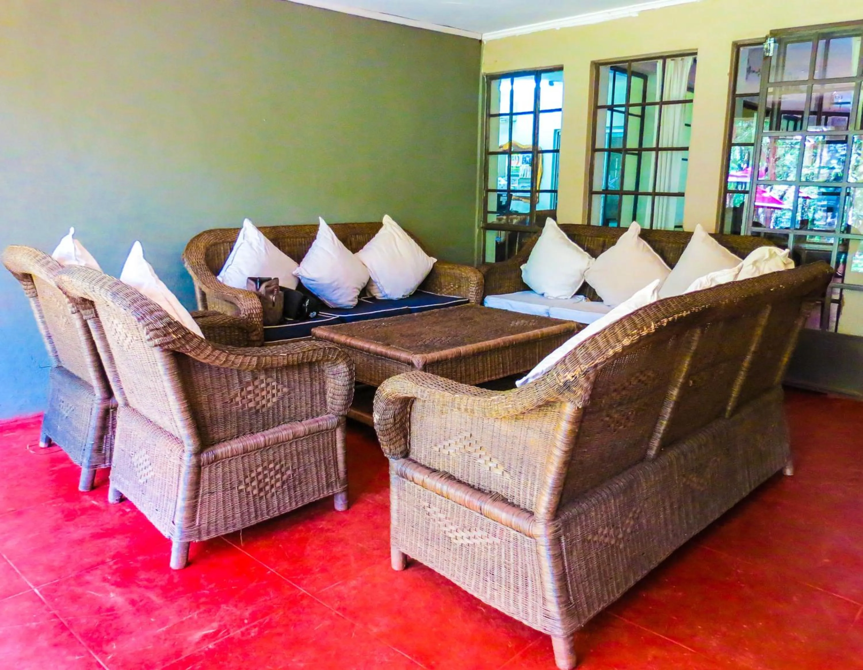 Communal lounge/ TV room in Woodlands Lilongwe