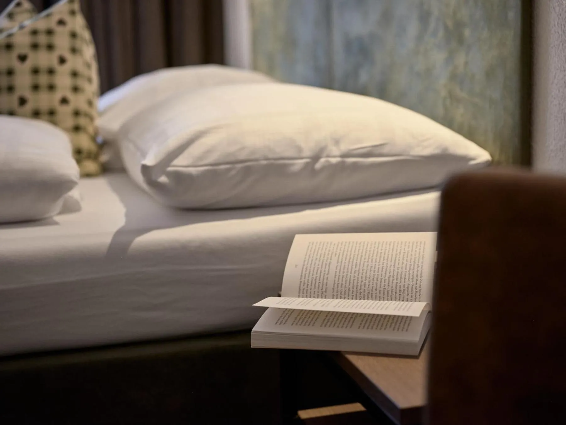 Bedroom, Bed in Panoramahotel Fliesserhof