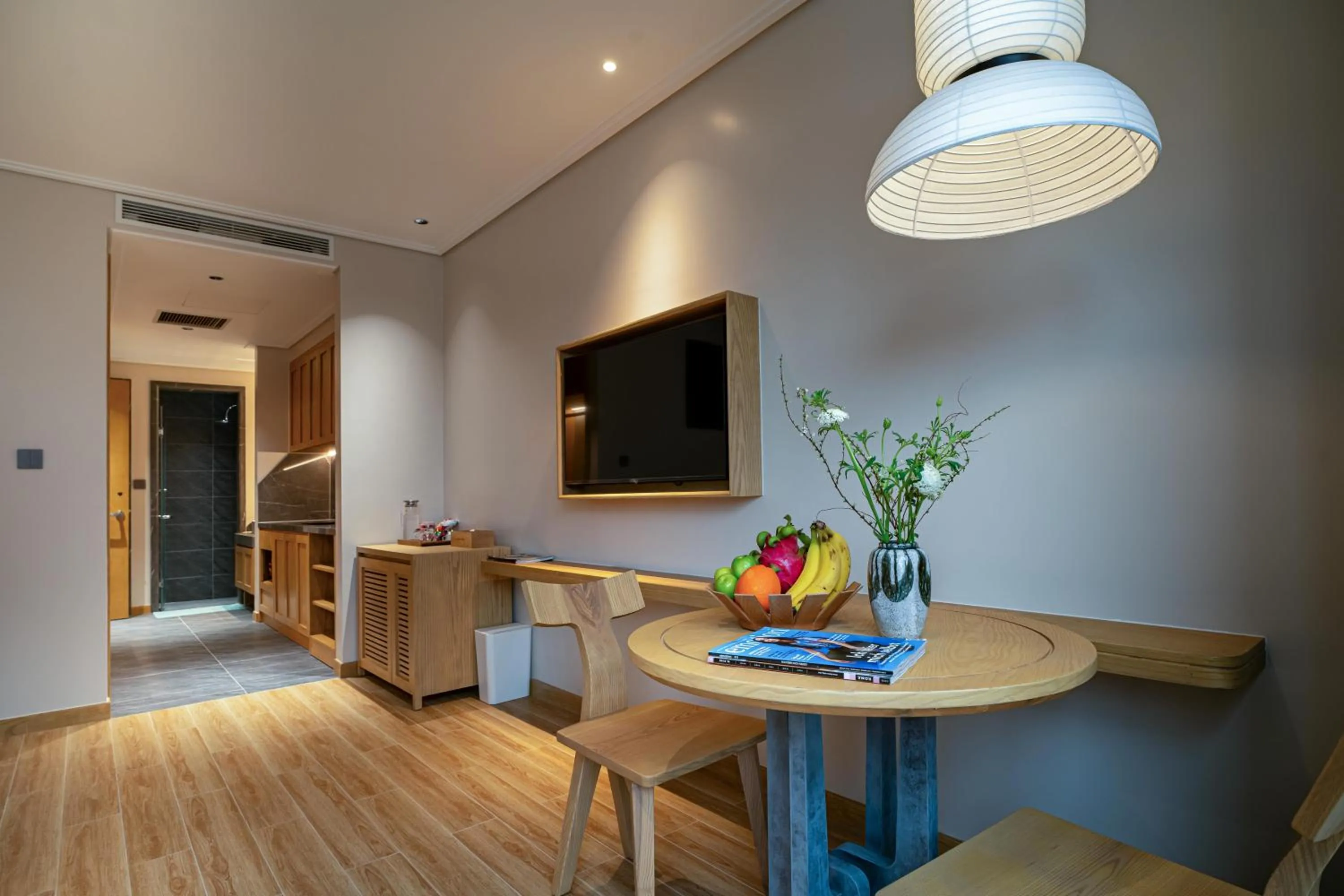 TV and multimedia in Nam Dat Hotel by D'Lecia Ha Long