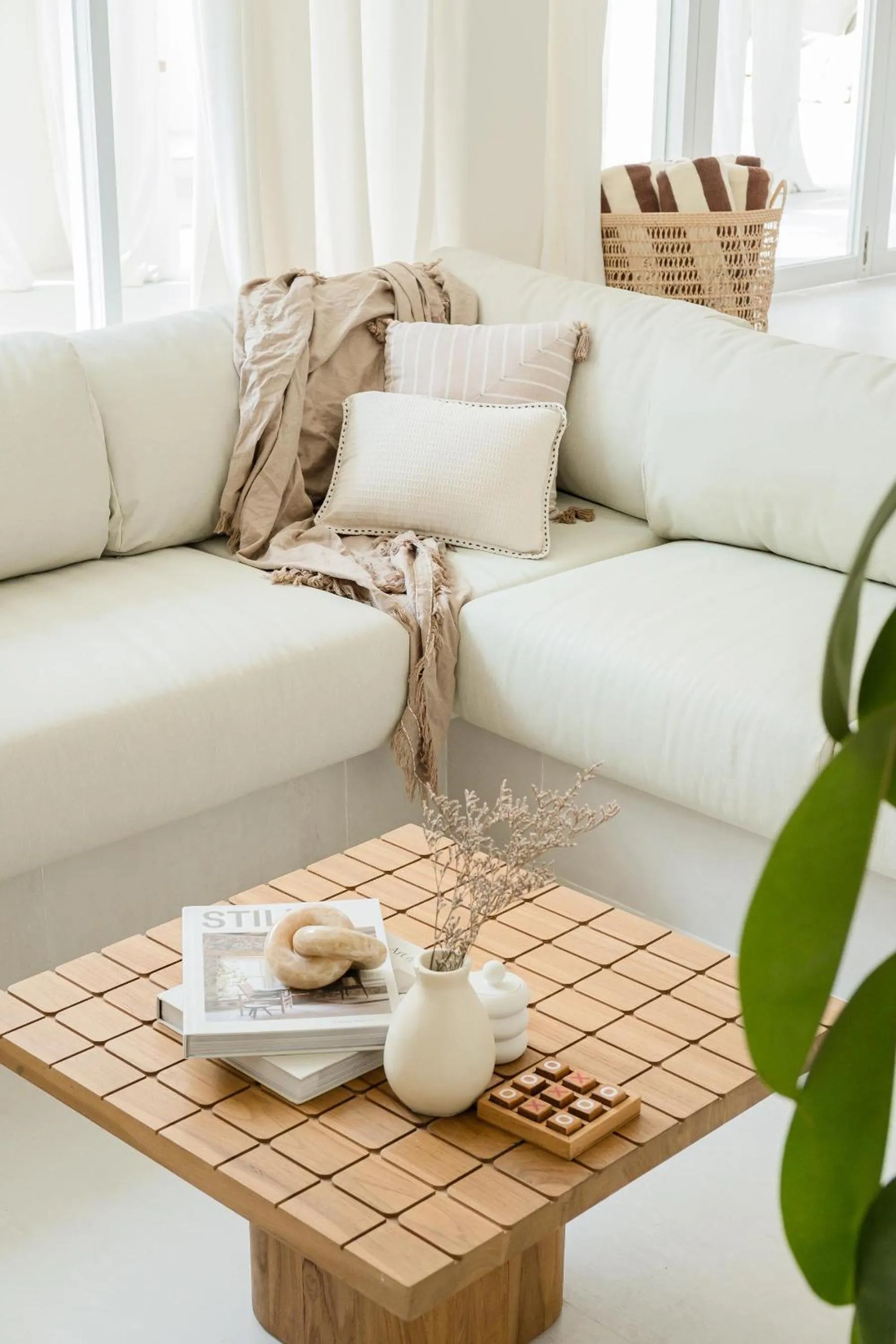 Living room in Mazari Villas