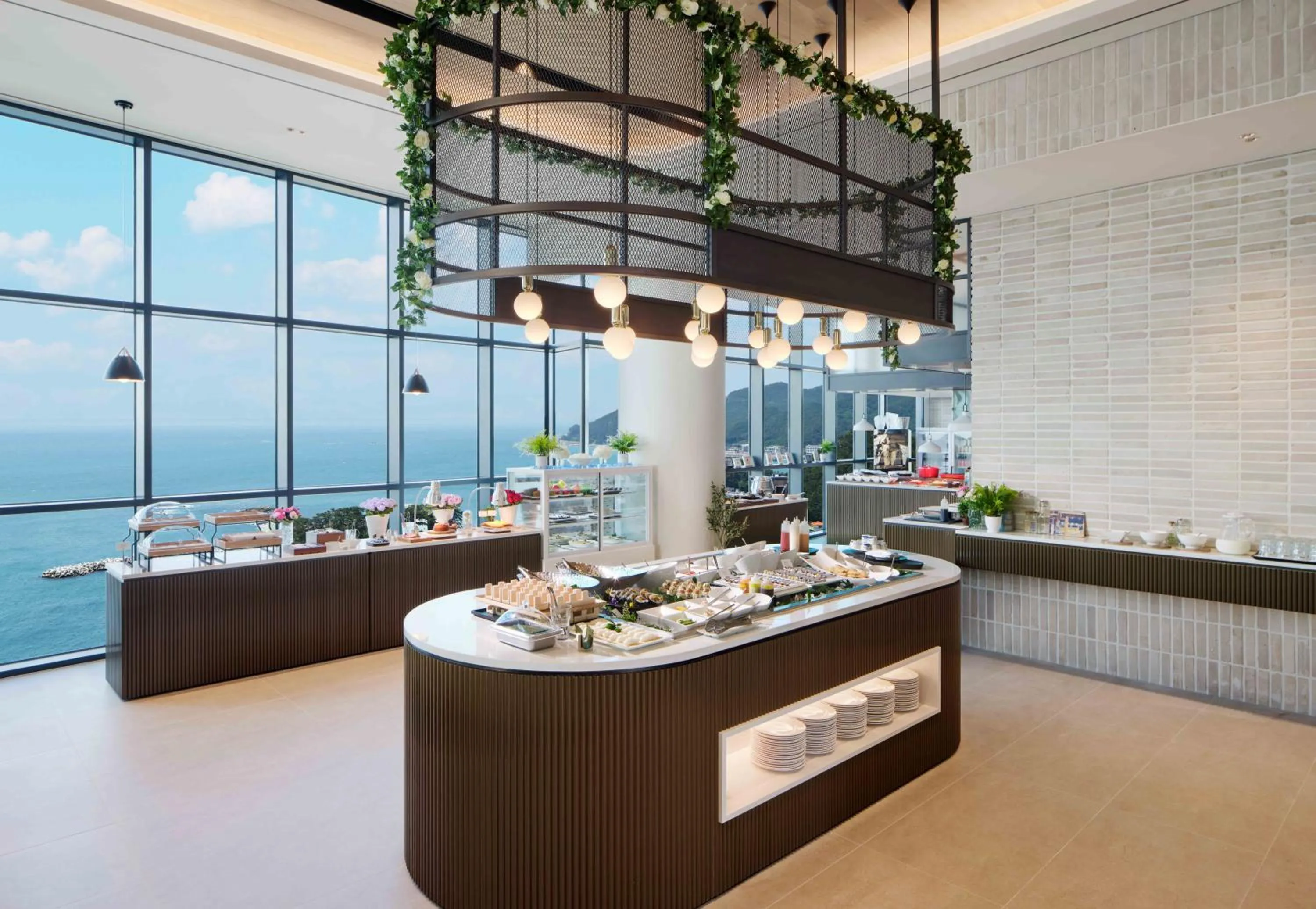 Restaurant/places to eat in MATIE Osiria