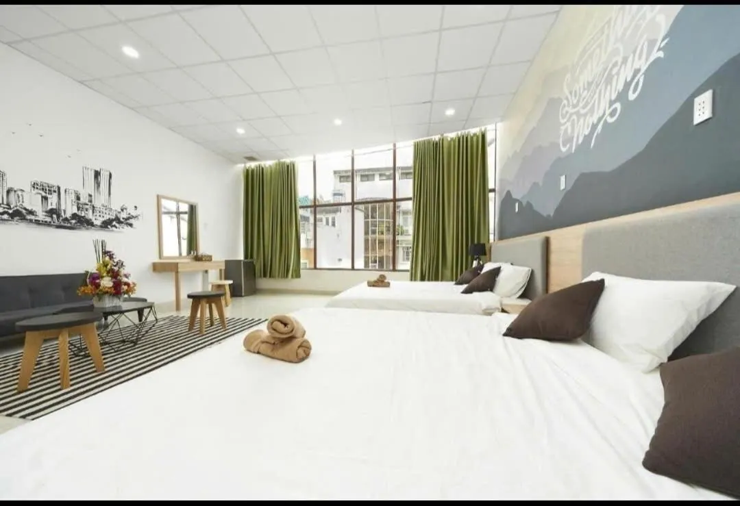 Bed in Alleyway home