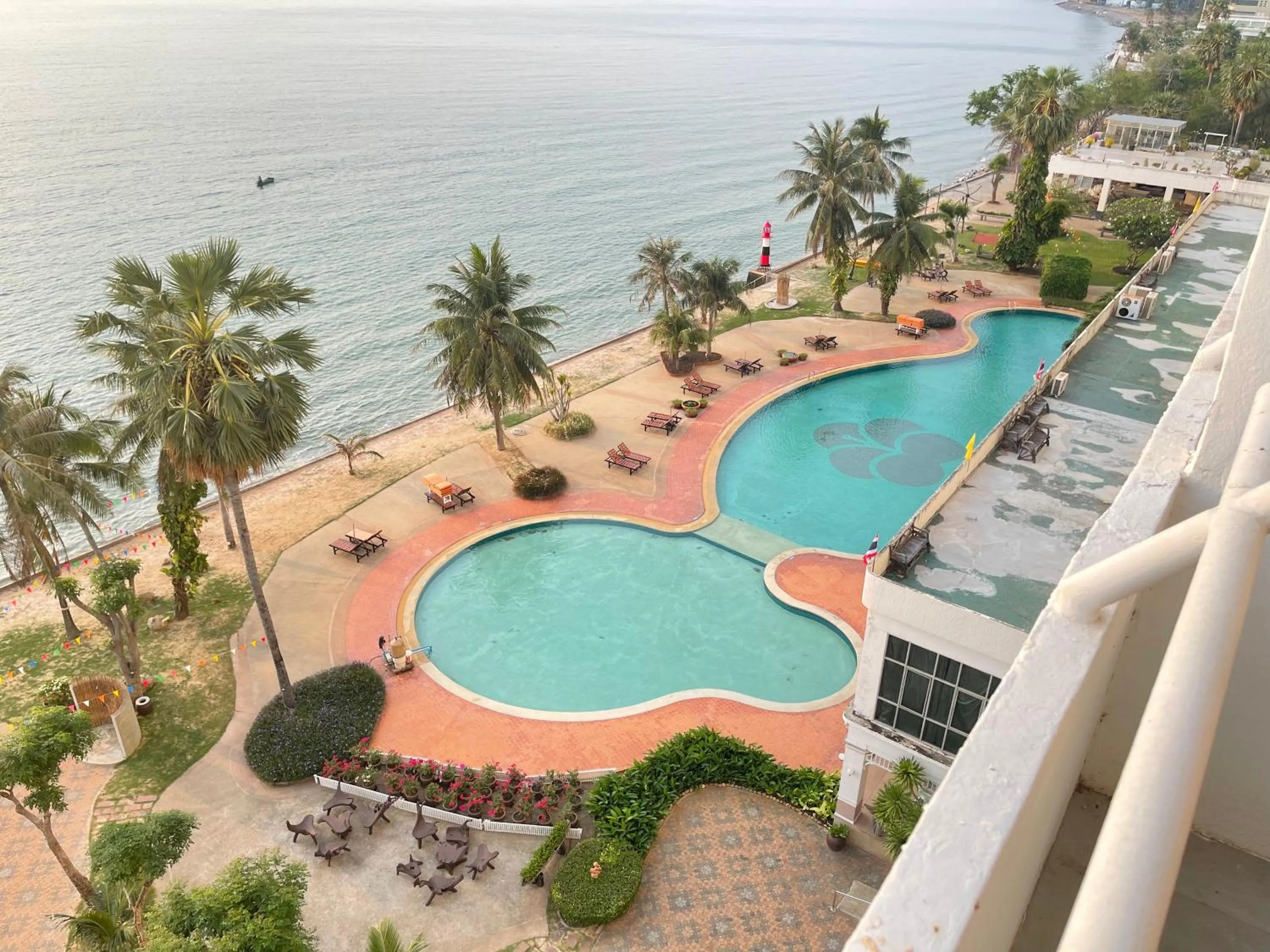 Pool view in Milford paradise