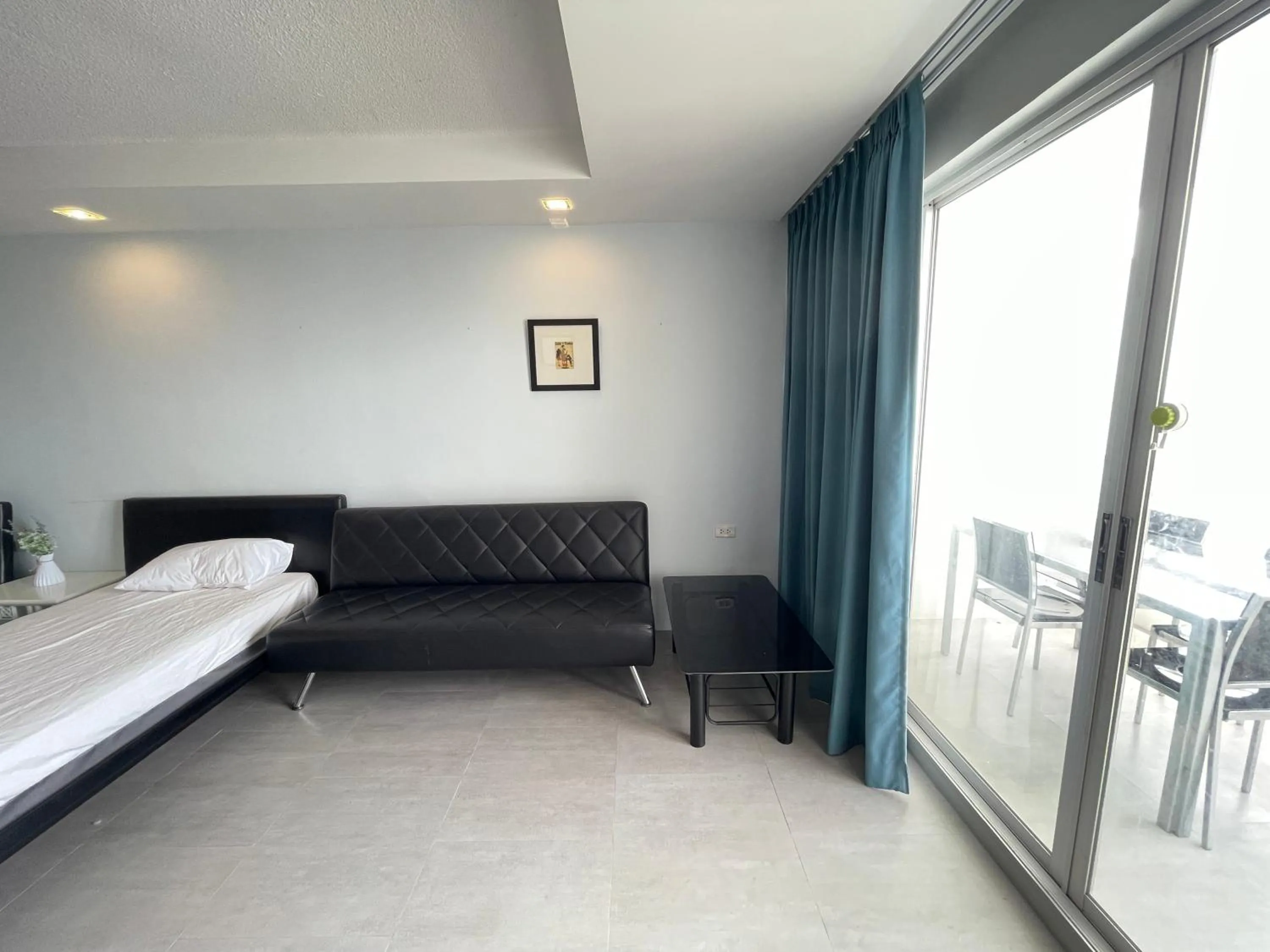 Bed in Milford paradise