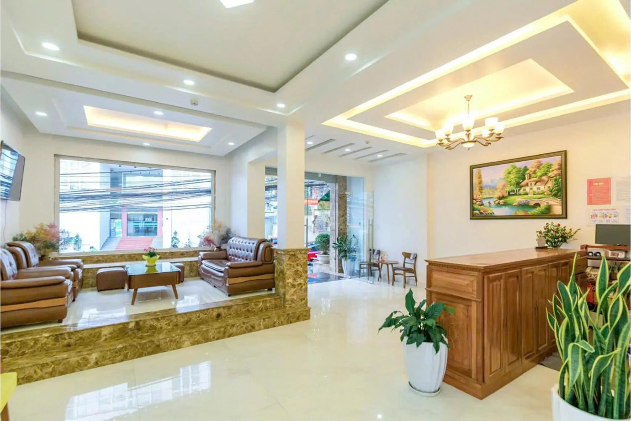 Property building in H-Long Dalat Hotel - Ngay Trung Tâm