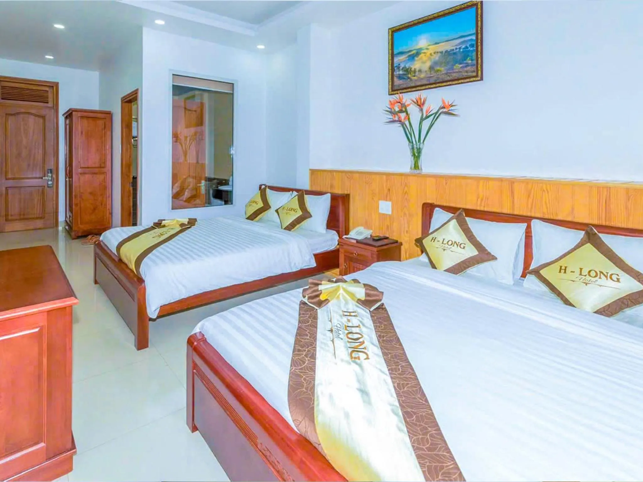 Bed in H-Long Dalat Hotel - Ngay Trung Tâm