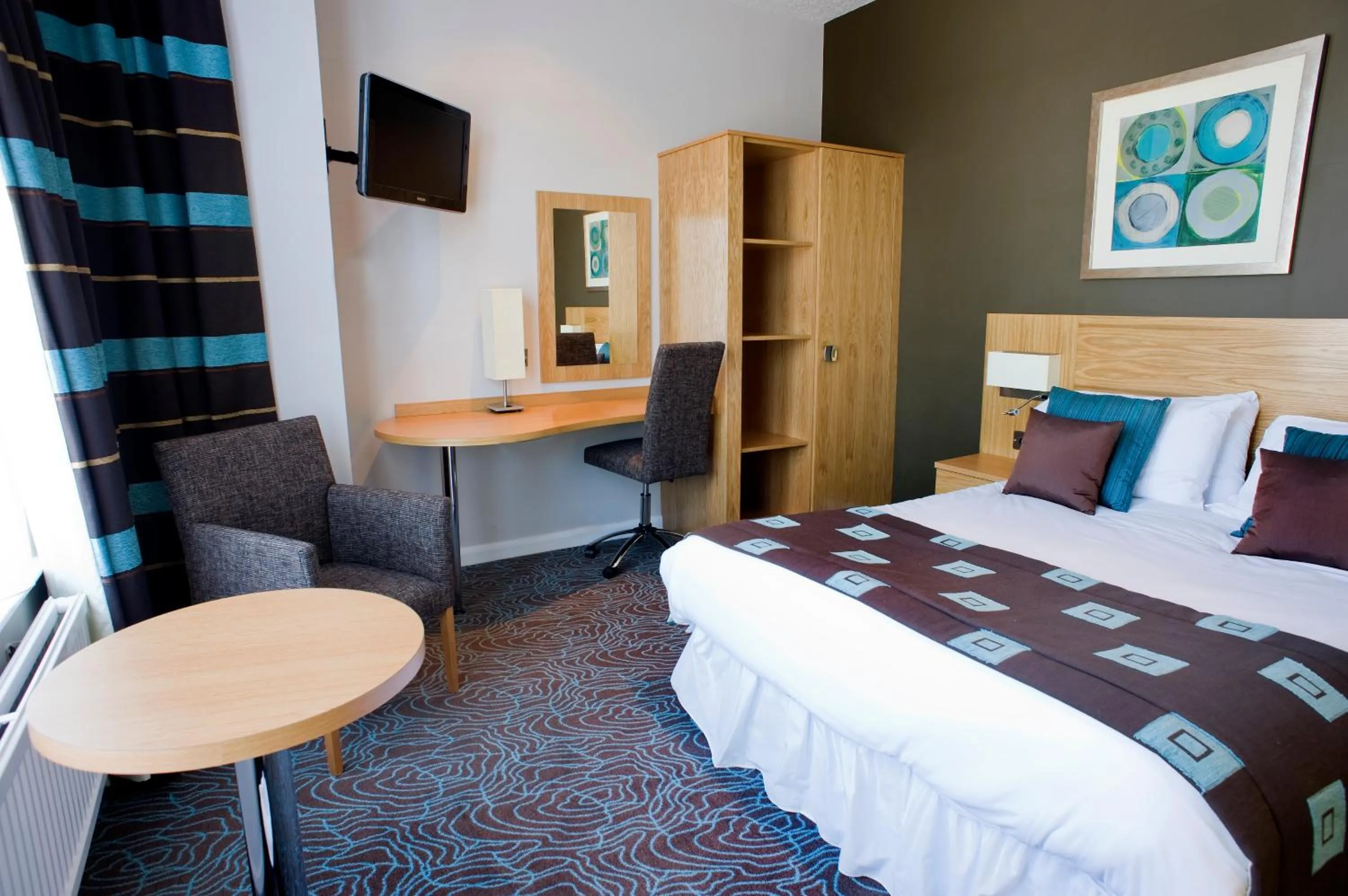 Bed in Best Western Plus Nottingham Westminster Hotel