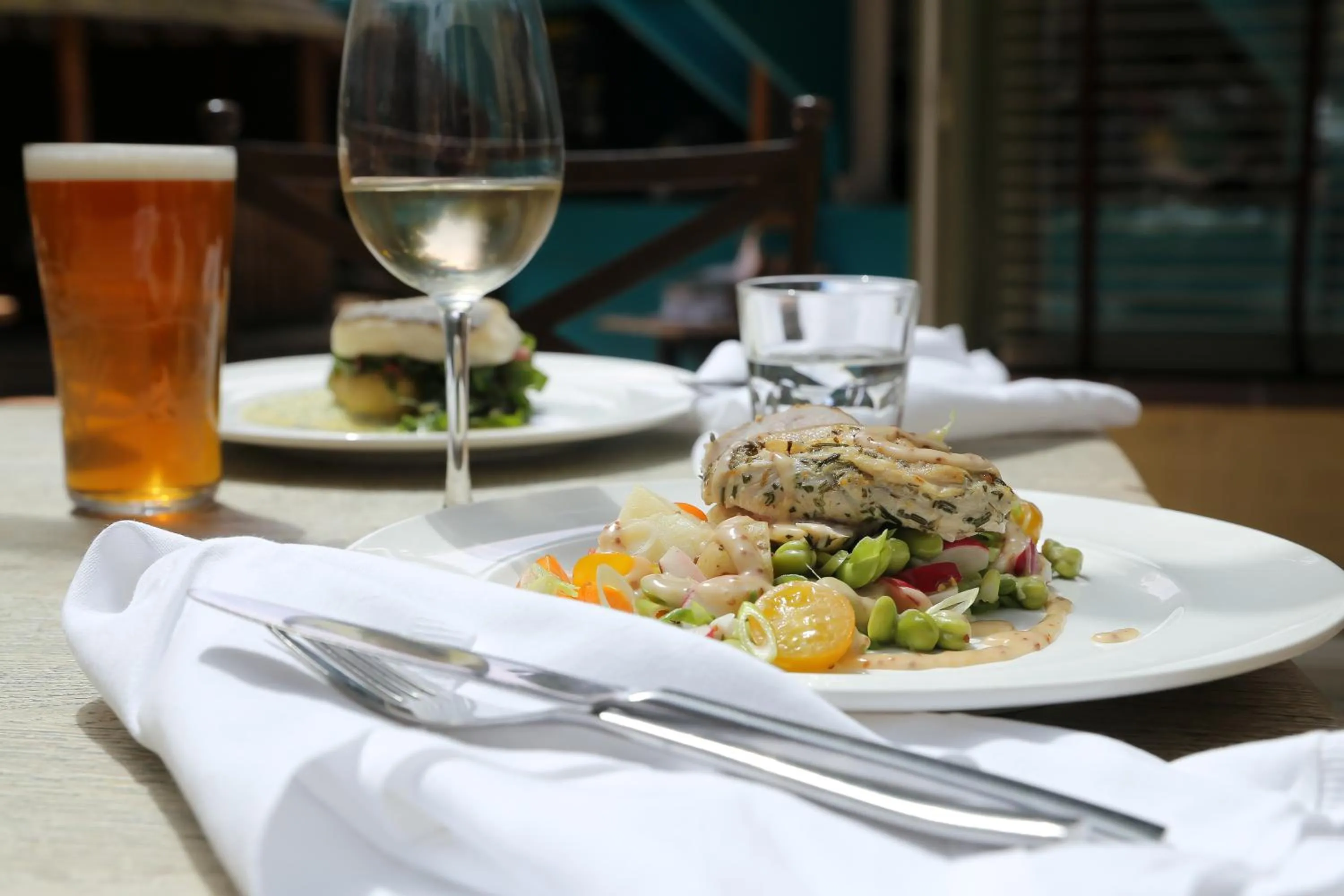 Food and drinks in The Canford