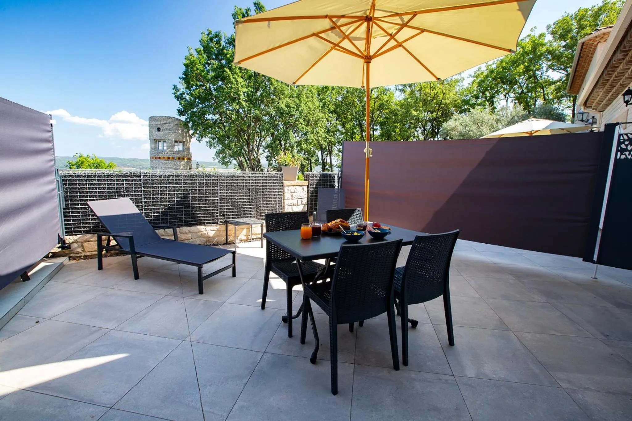 Patio in Domaine de la Mautanne