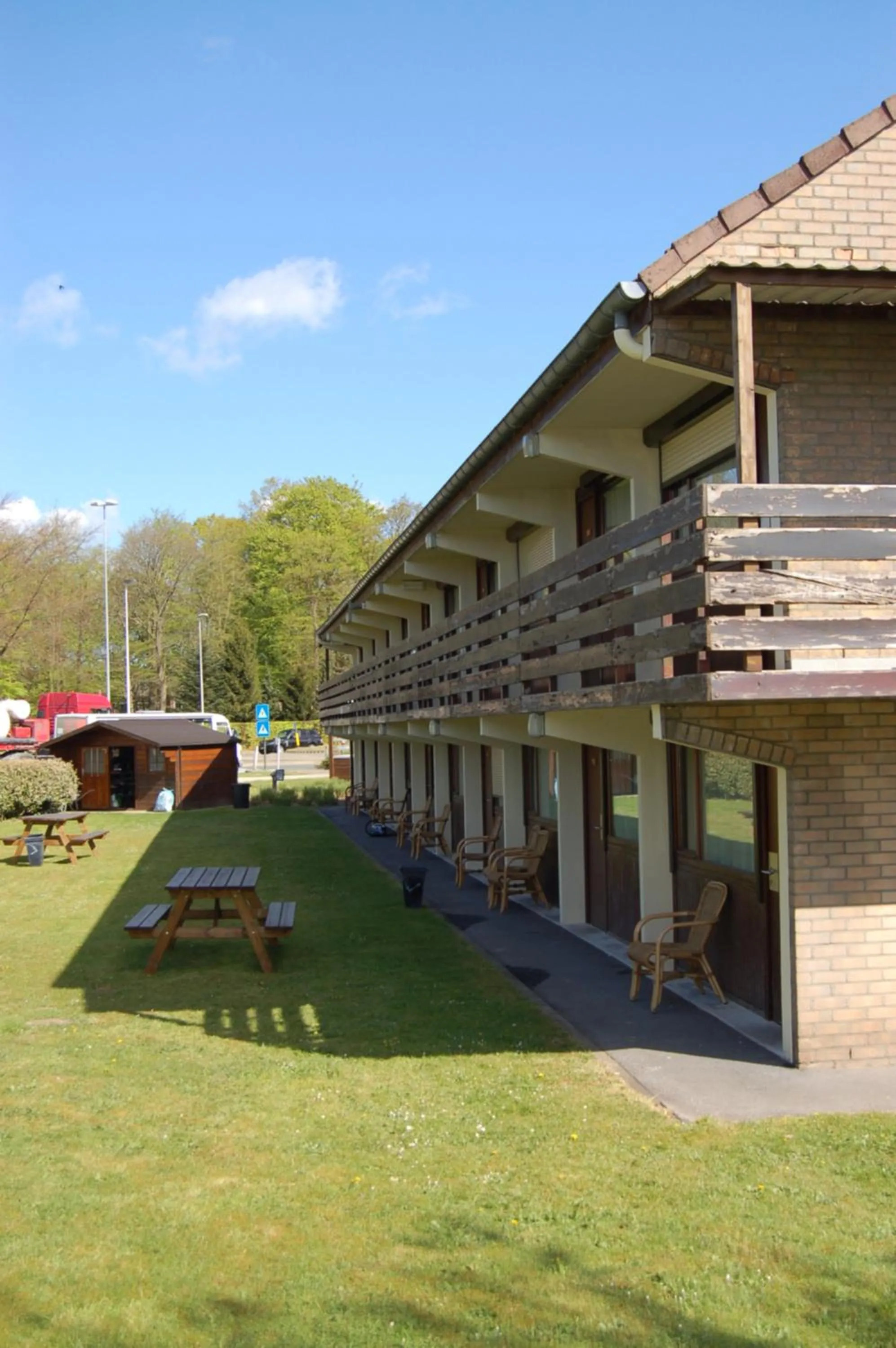 Property building in Sleep & Go Brugge
