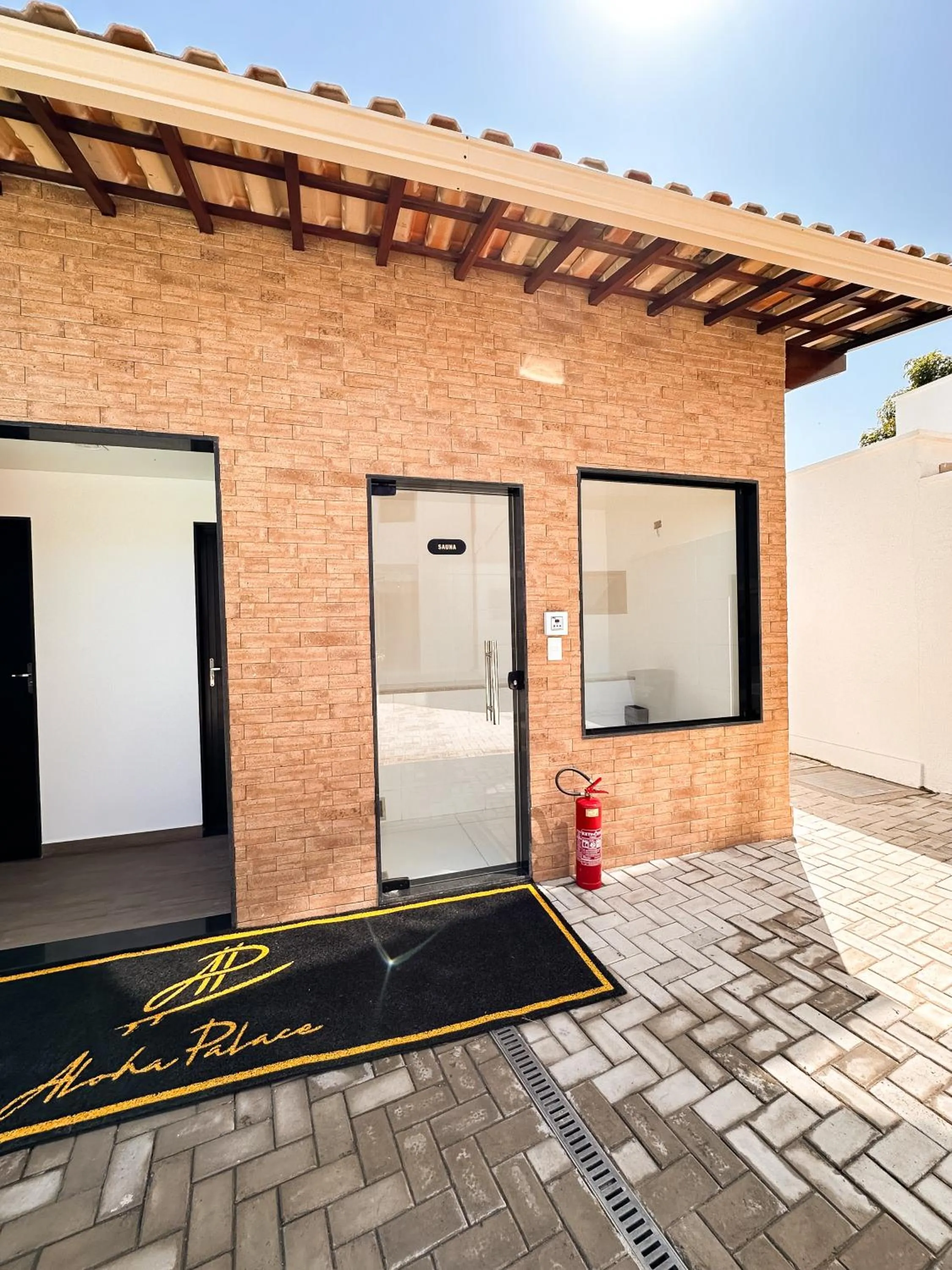 Sauna in Aloha Palace Hotel