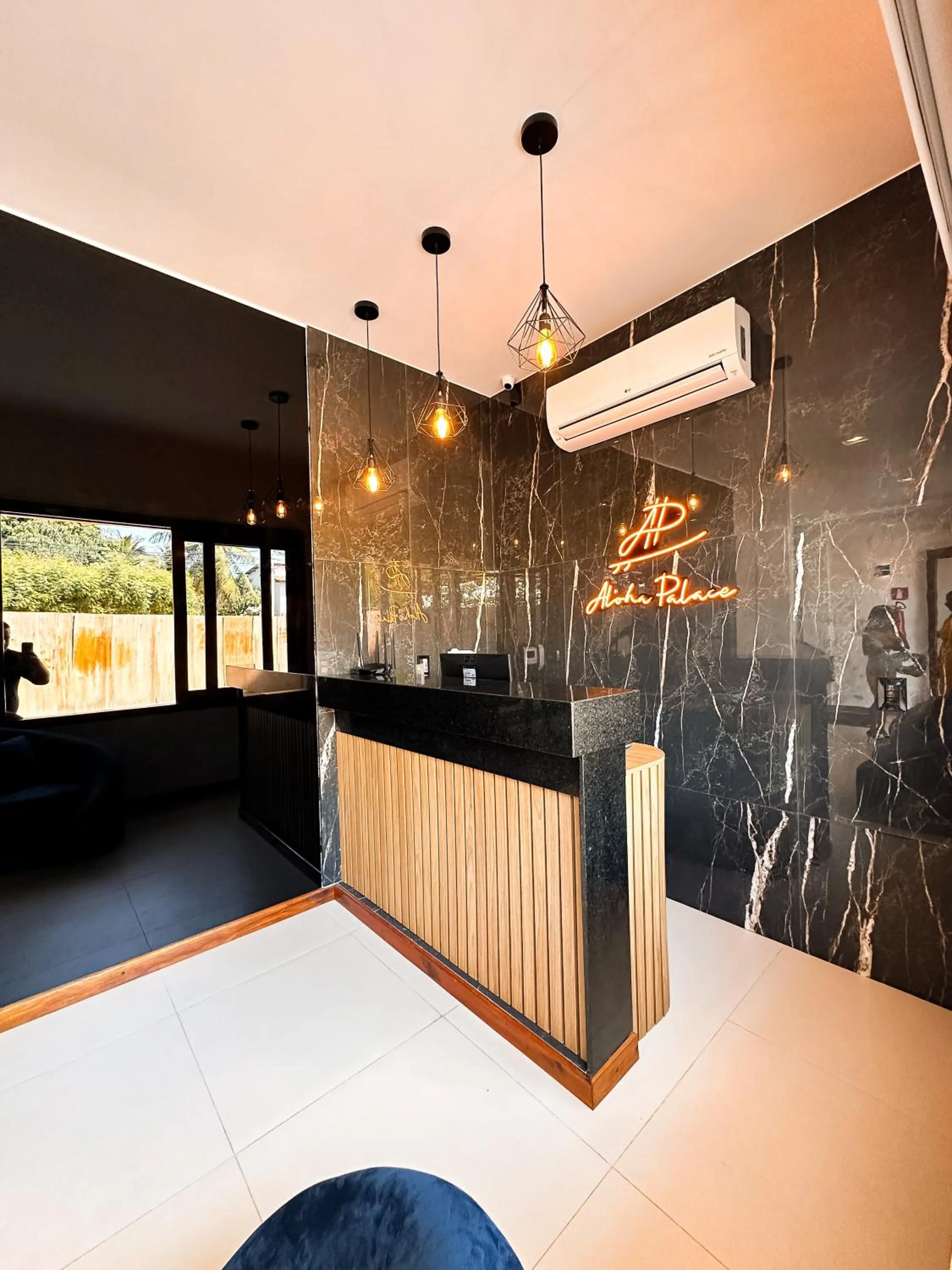 Lobby or reception in Aloha Palace Hotel