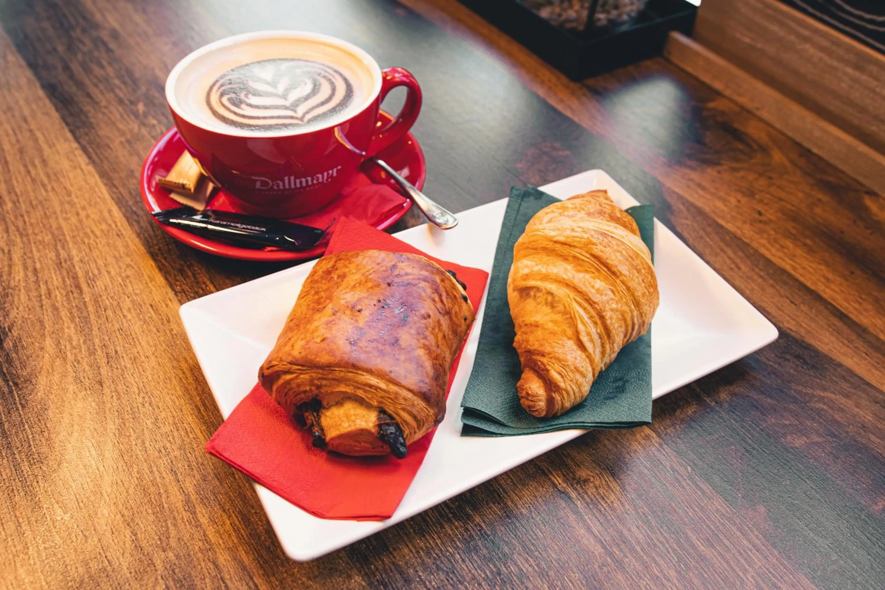 Continental breakfast in Casa Baritiu M