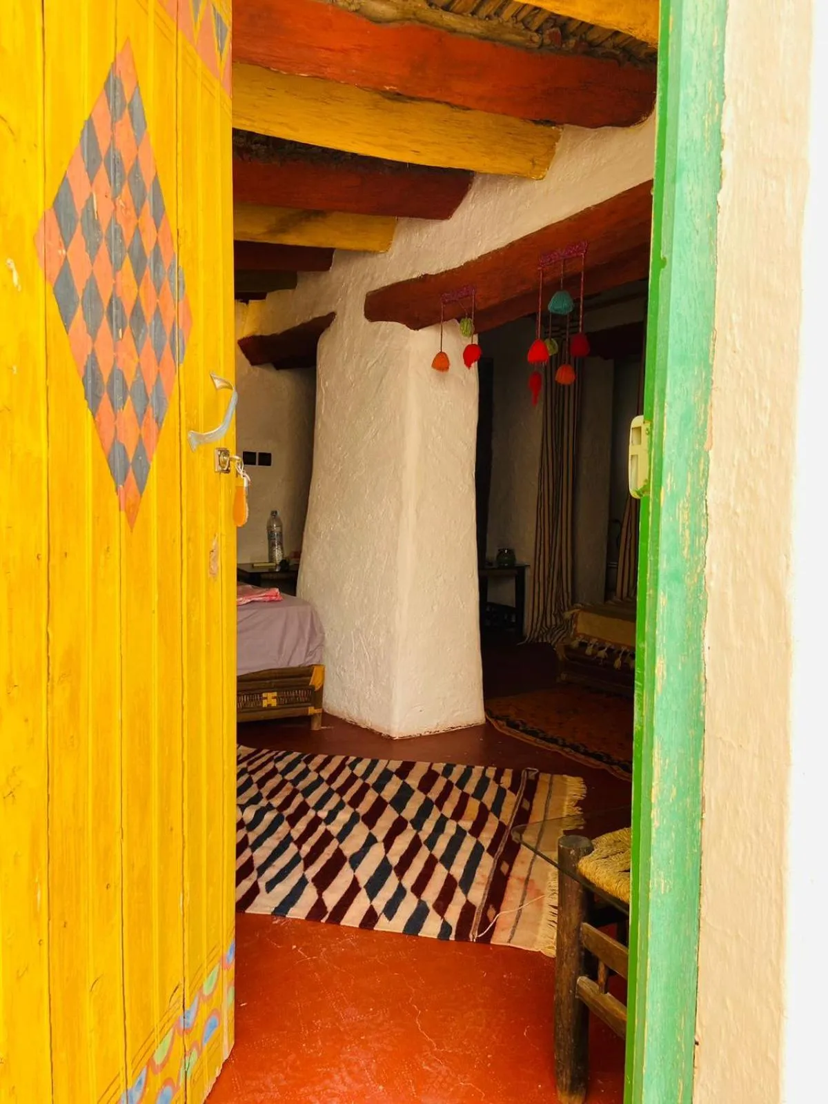 Bed in DAR INFIANE Tata