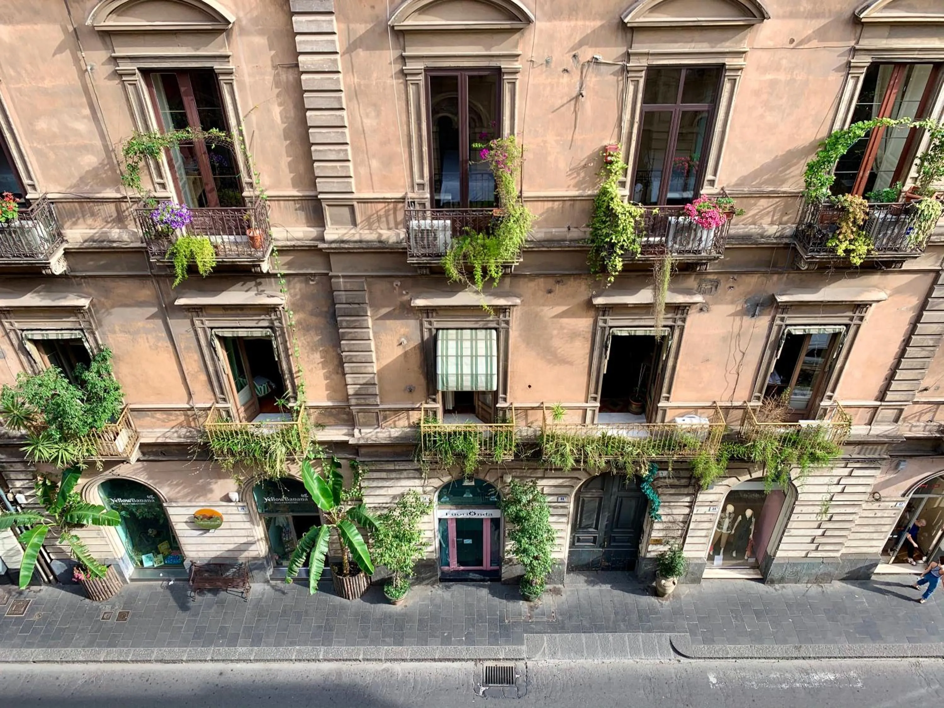 Facade/entrance in Grand Tour Design Guest House Catania Self Check-in