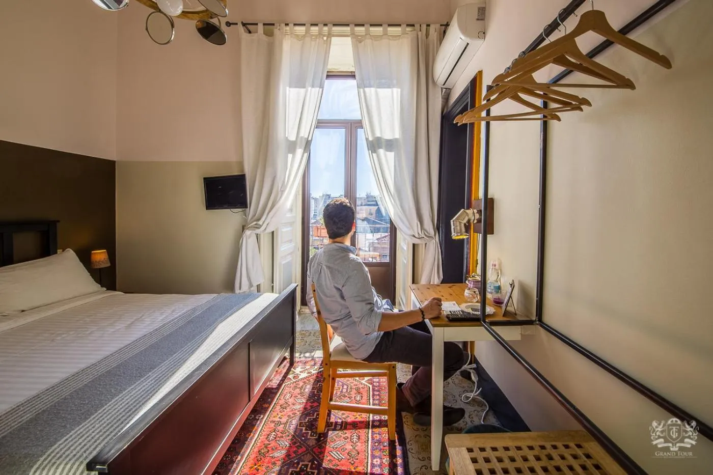 Decorative detail, Bed in Grand Tour Design Guest House Catania Self Check-in