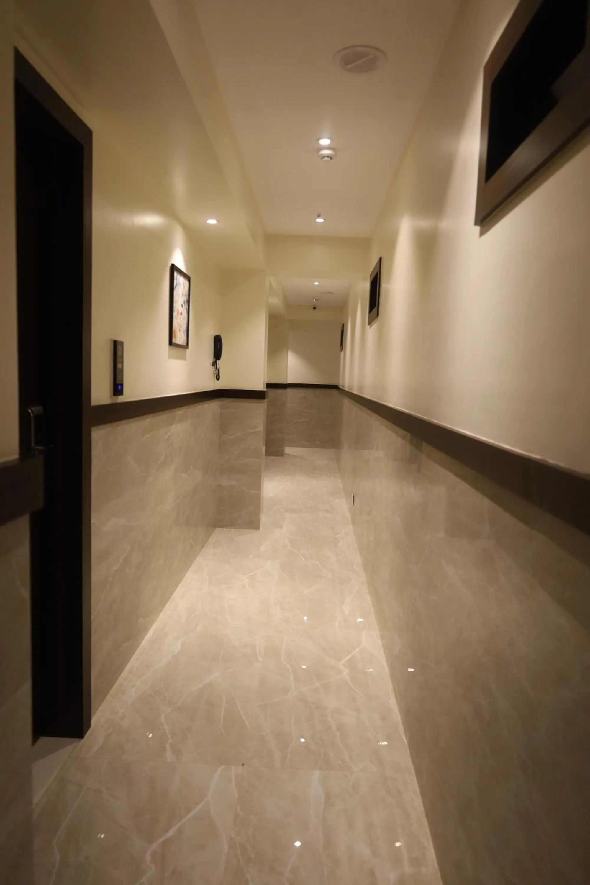 TV and multimedia in Hotel Prestige Residency